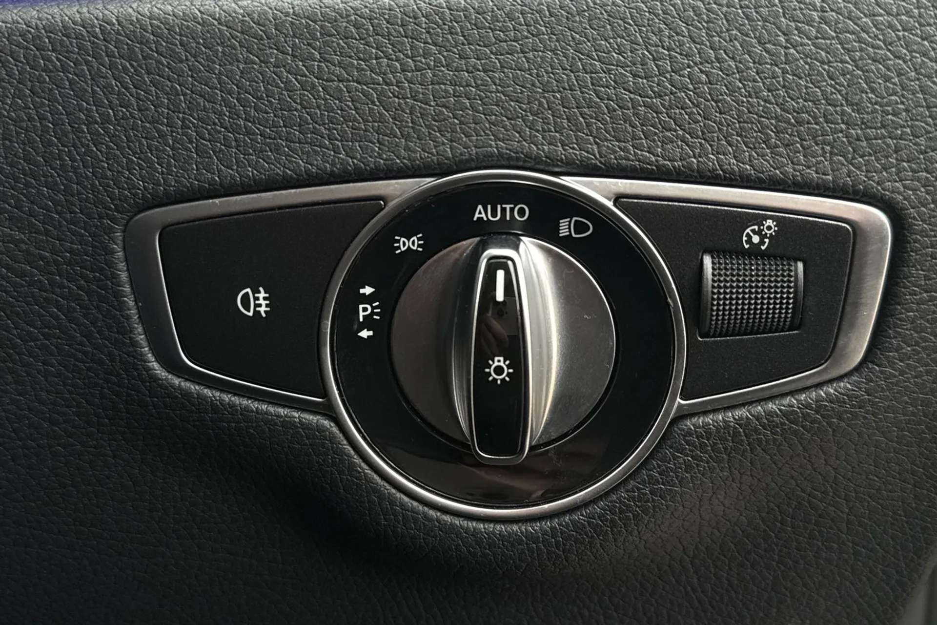 2019 MERCEDES-BENZ E CLASS 2019 MERCEDES-BENZ E CLASS