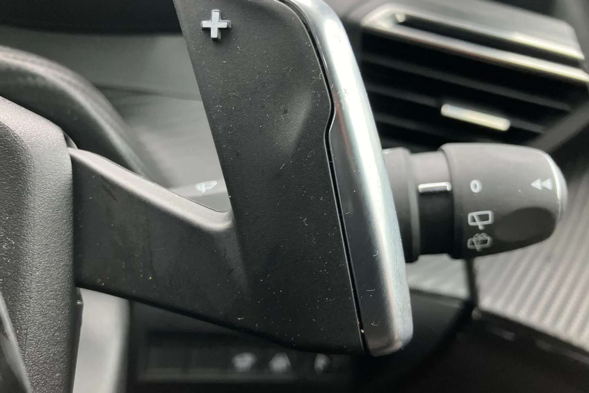 2021 PEUGEOT 208 2021 PEUGEOT 208