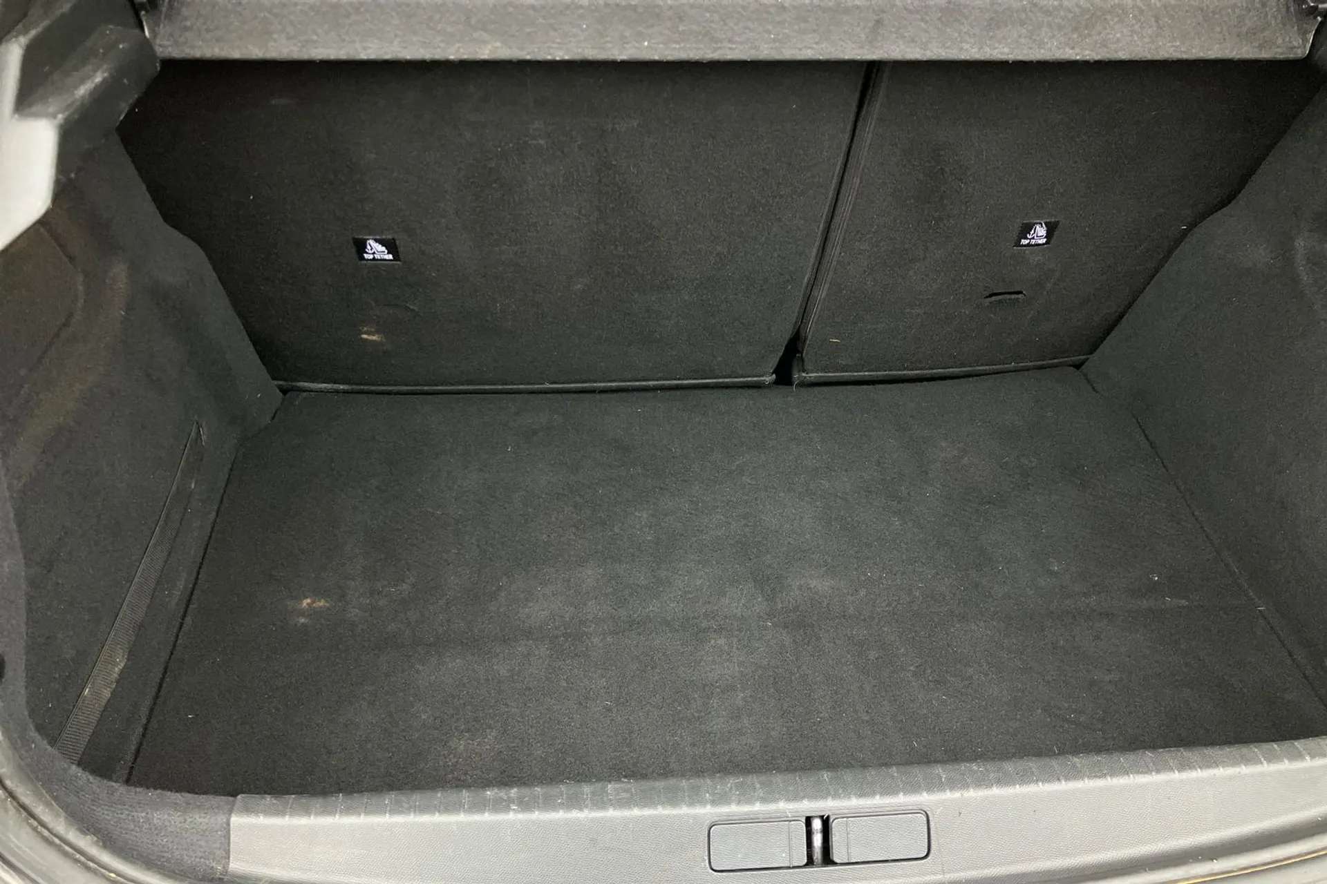 2021 PEUGEOT 208 2021 PEUGEOT 208