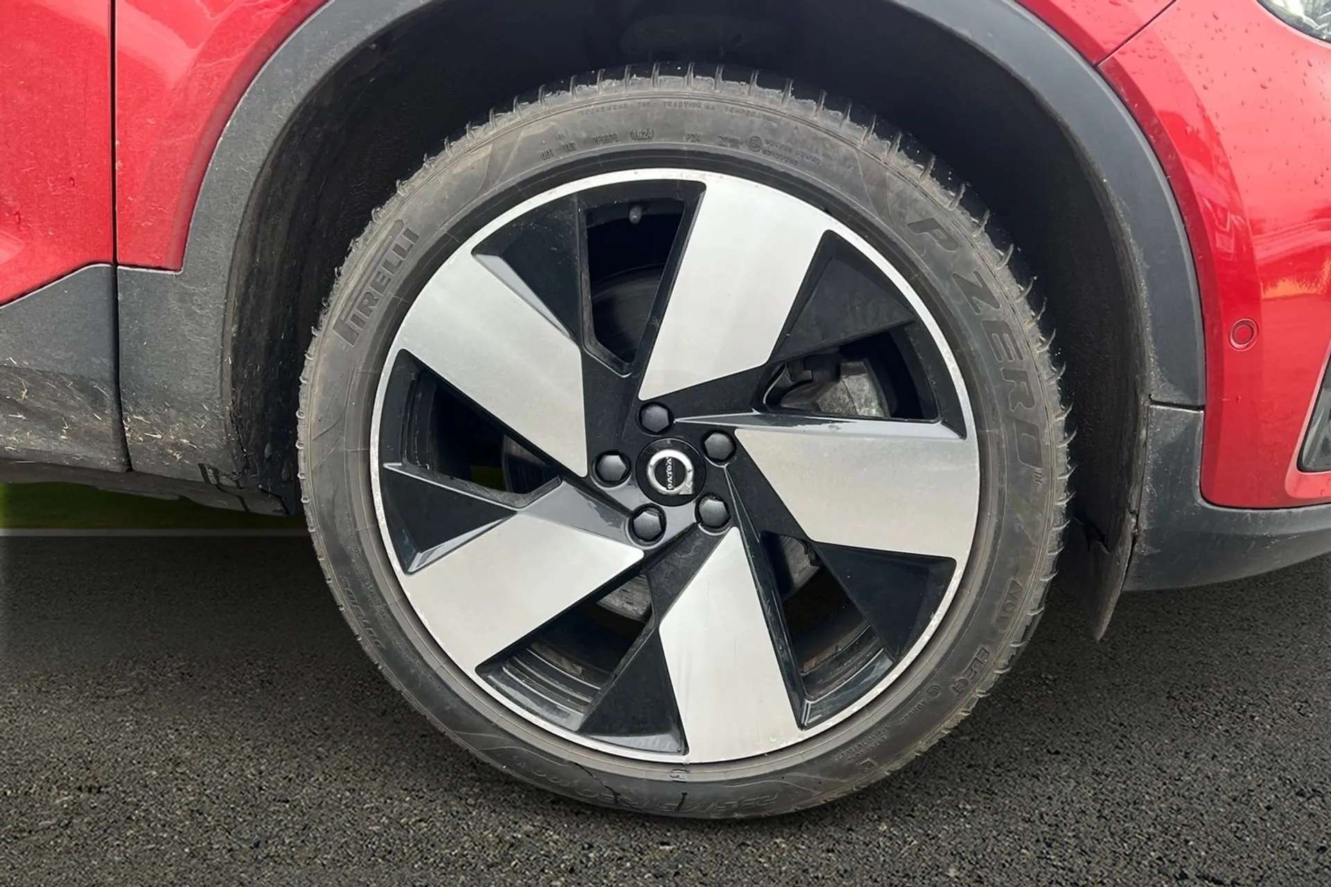 2022 VOLVO C40 2022 VOLVO C40