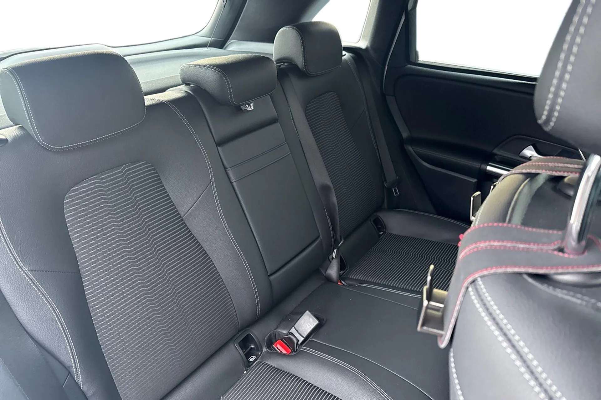 2019 MERCEDES-BENZ B CLASS 2019 MERCEDES-BENZ B CLASS