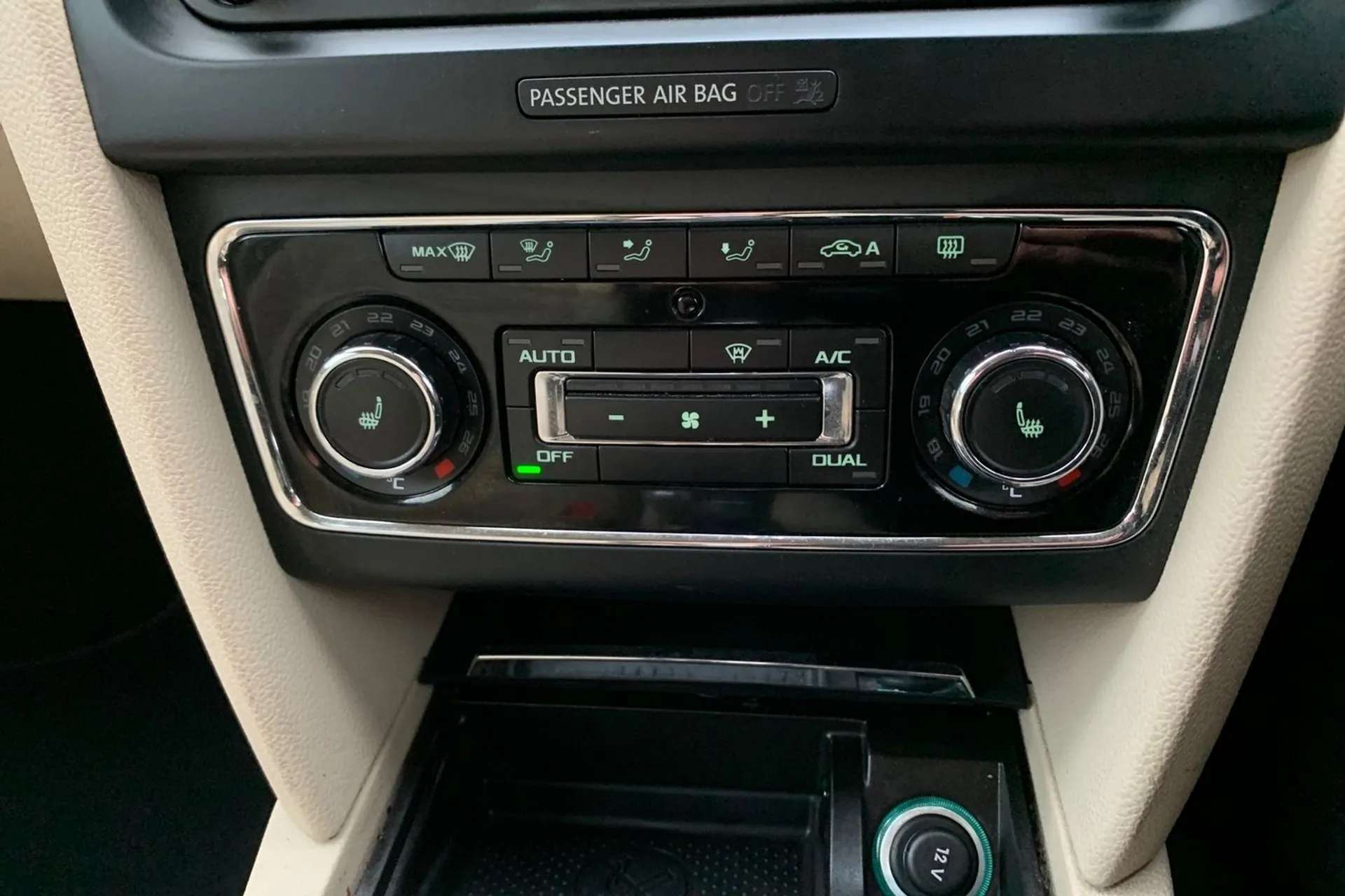 2014 SKODA SUPERB 2014 SKODA SUPERB