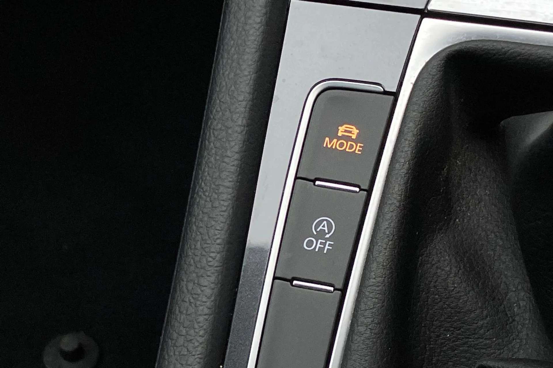 2020 VOLKSWAGEN GOLF 2020 VOLKSWAGEN GOLF