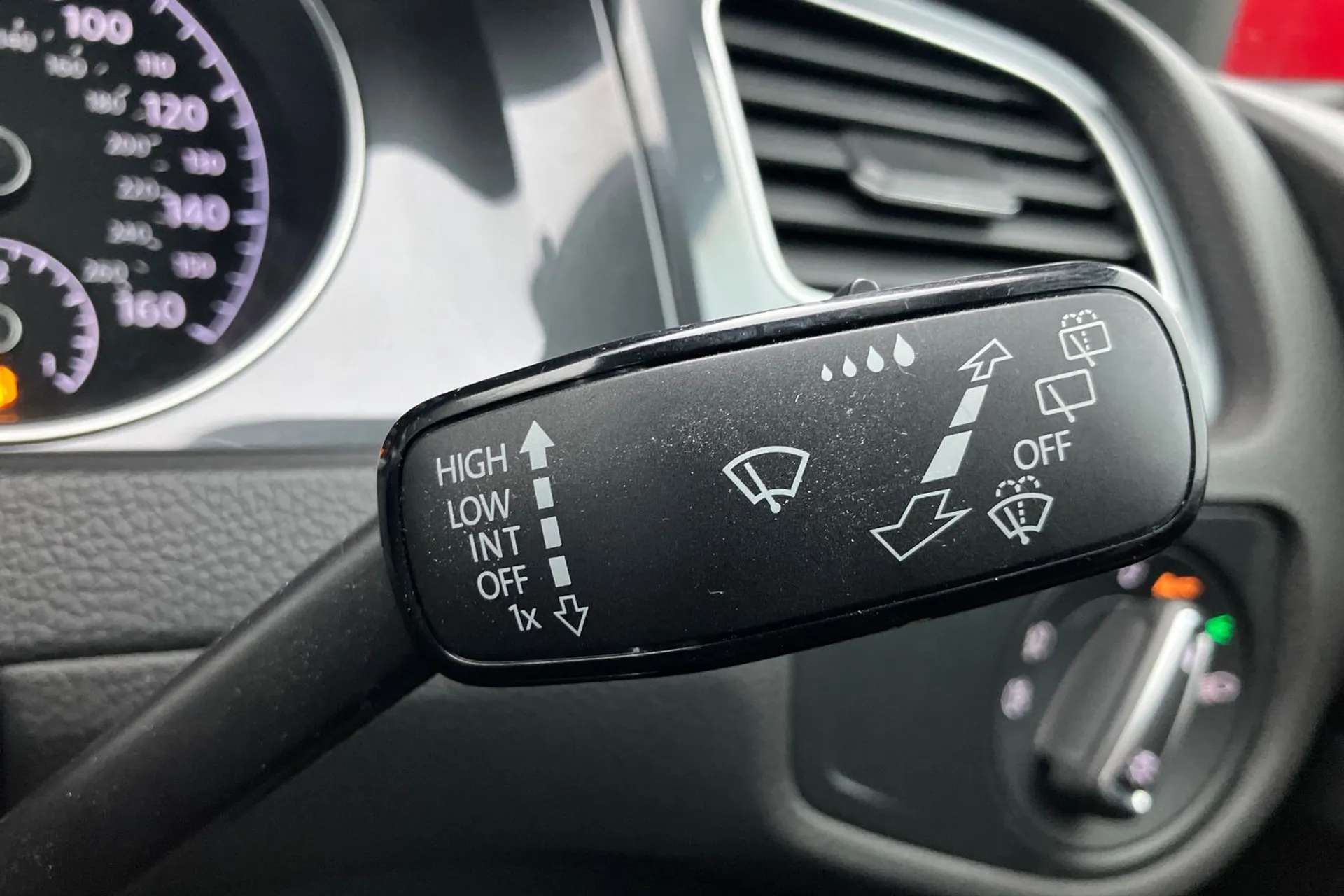 2020 VOLKSWAGEN GOLF 2020 VOLKSWAGEN GOLF