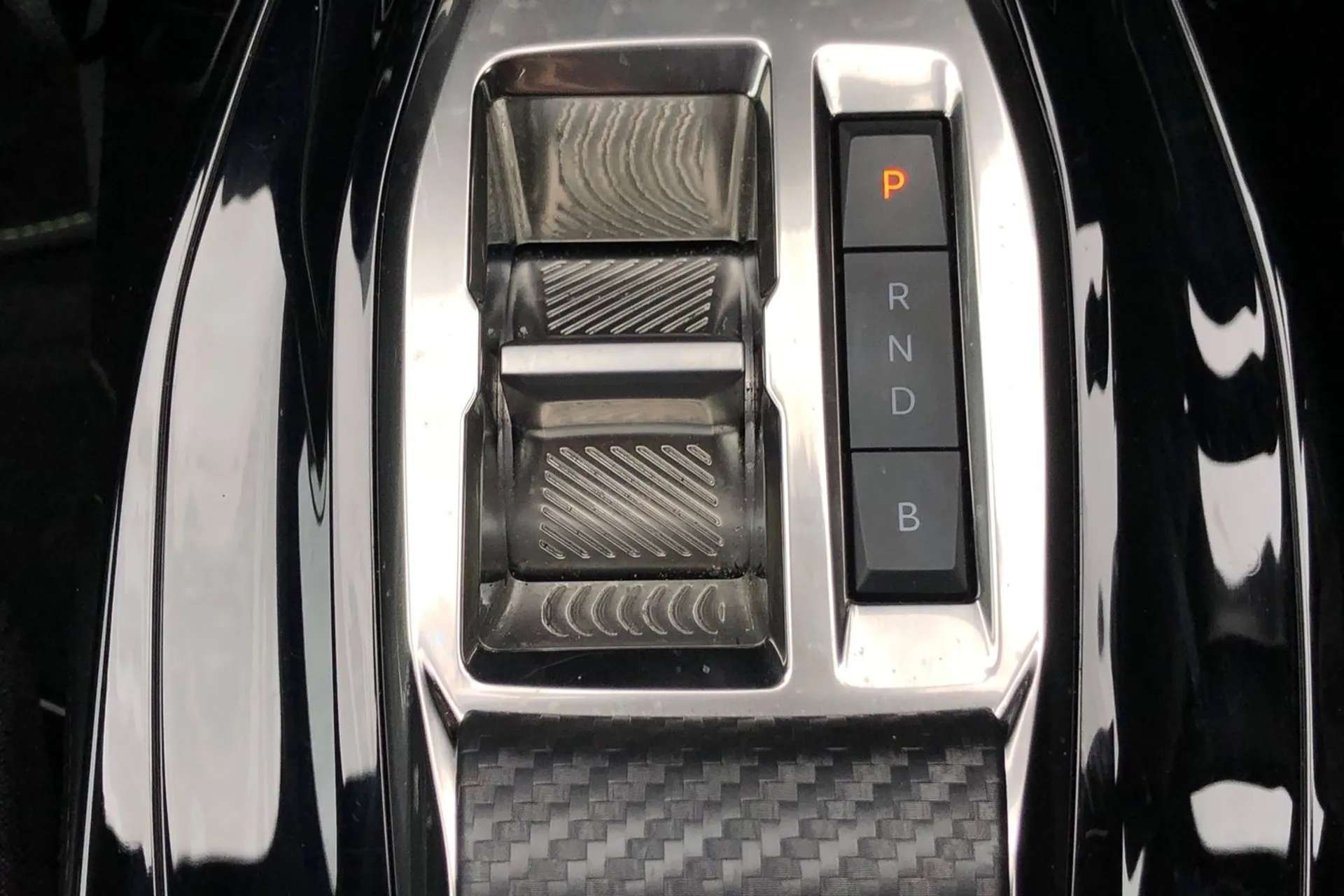 2022 PEUGEOT 2008 2022 PEUGEOT 2008