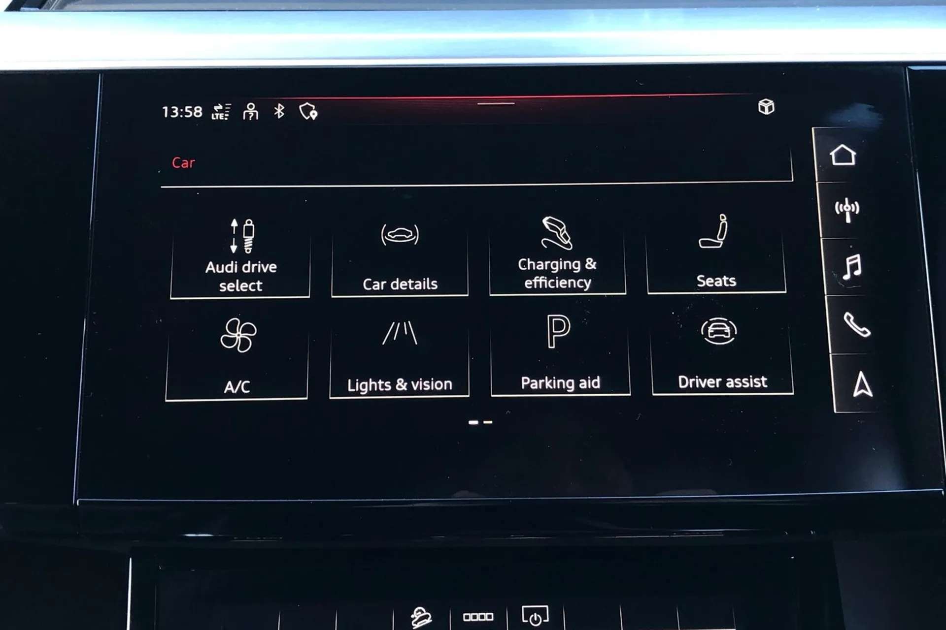 2021 AUDI E-TRON 2021 AUDI E-TRON