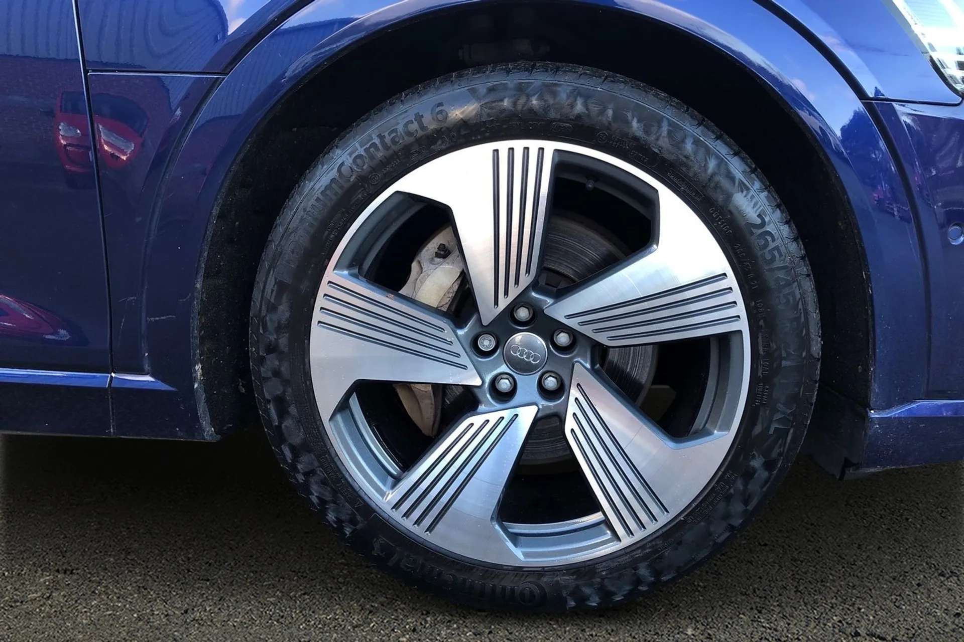 2021 AUDI E-TRON 2021 AUDI E-TRON