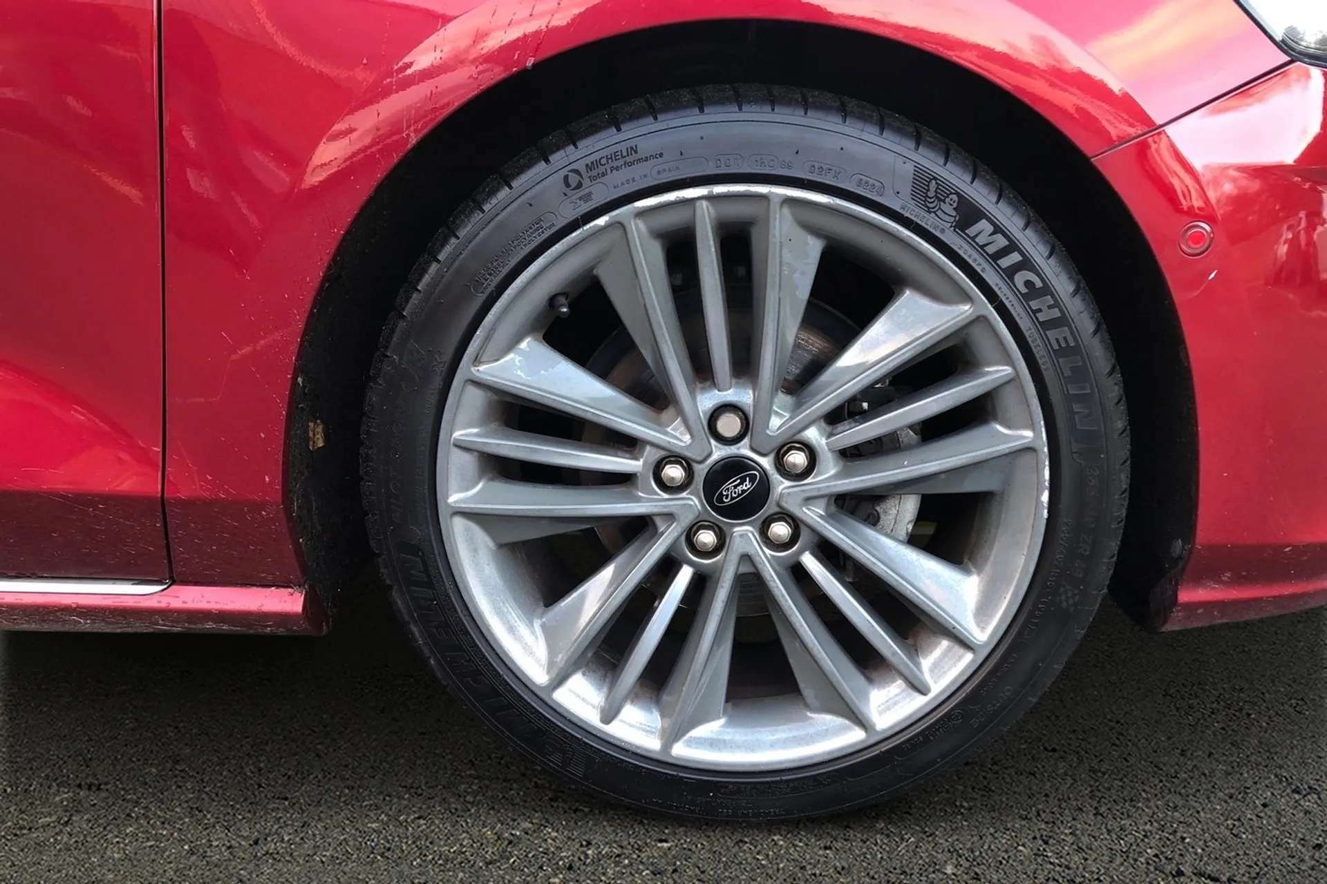 2019 FORD FOCUS VIGNALE 2019 FORD FOCUS VIGNALE