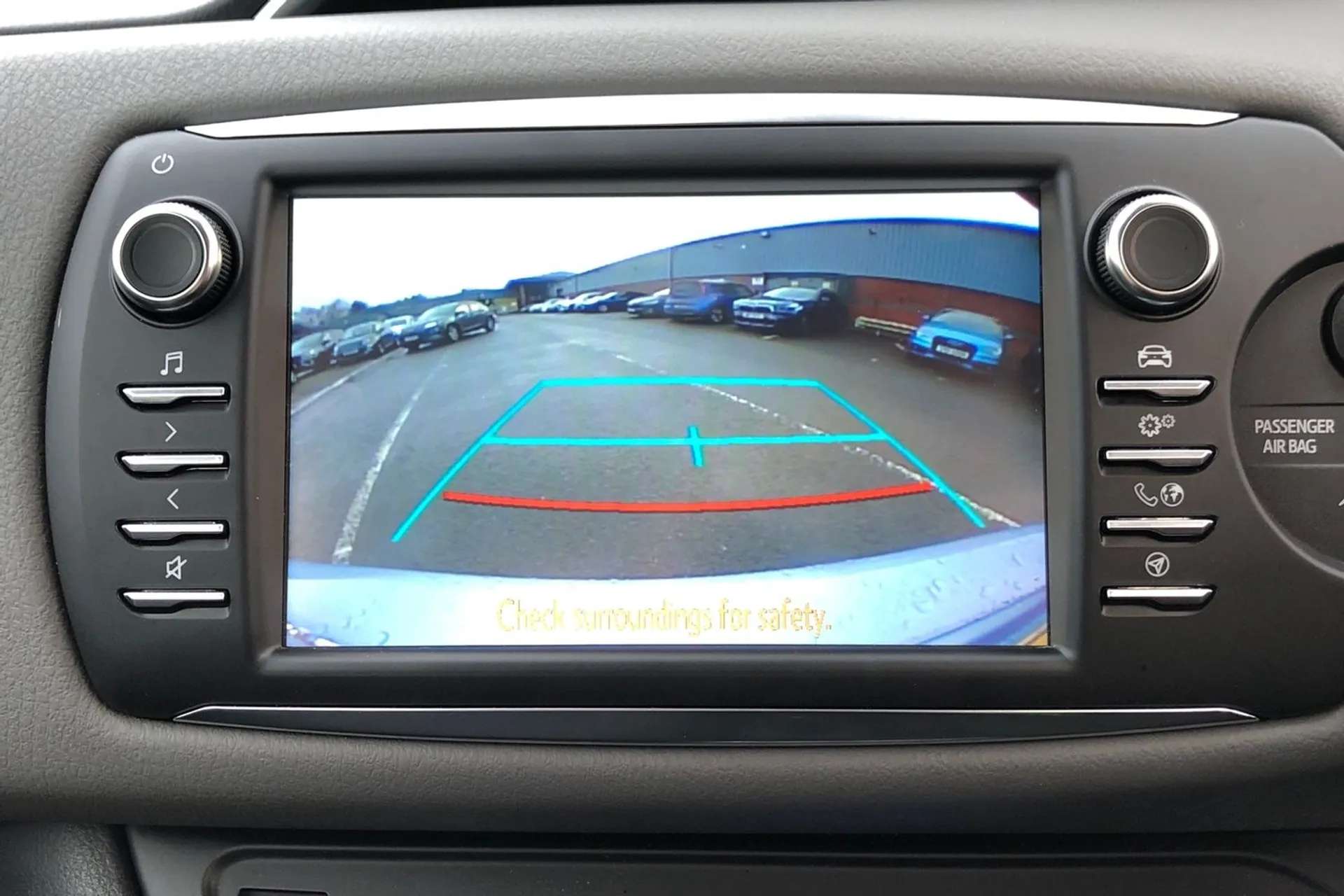 2017 TOYOTA YARIS 2017 TOYOTA YARIS