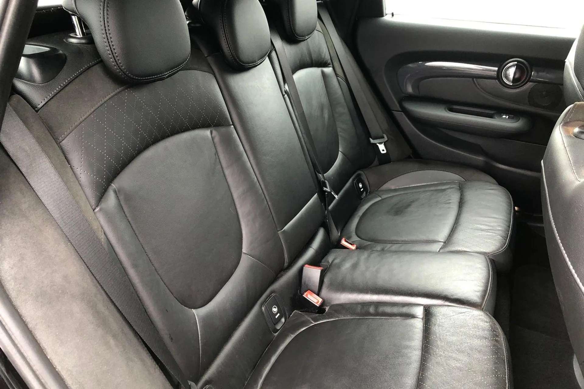 2018 MINI CLUBMAN 2018 MINI CLUBMAN