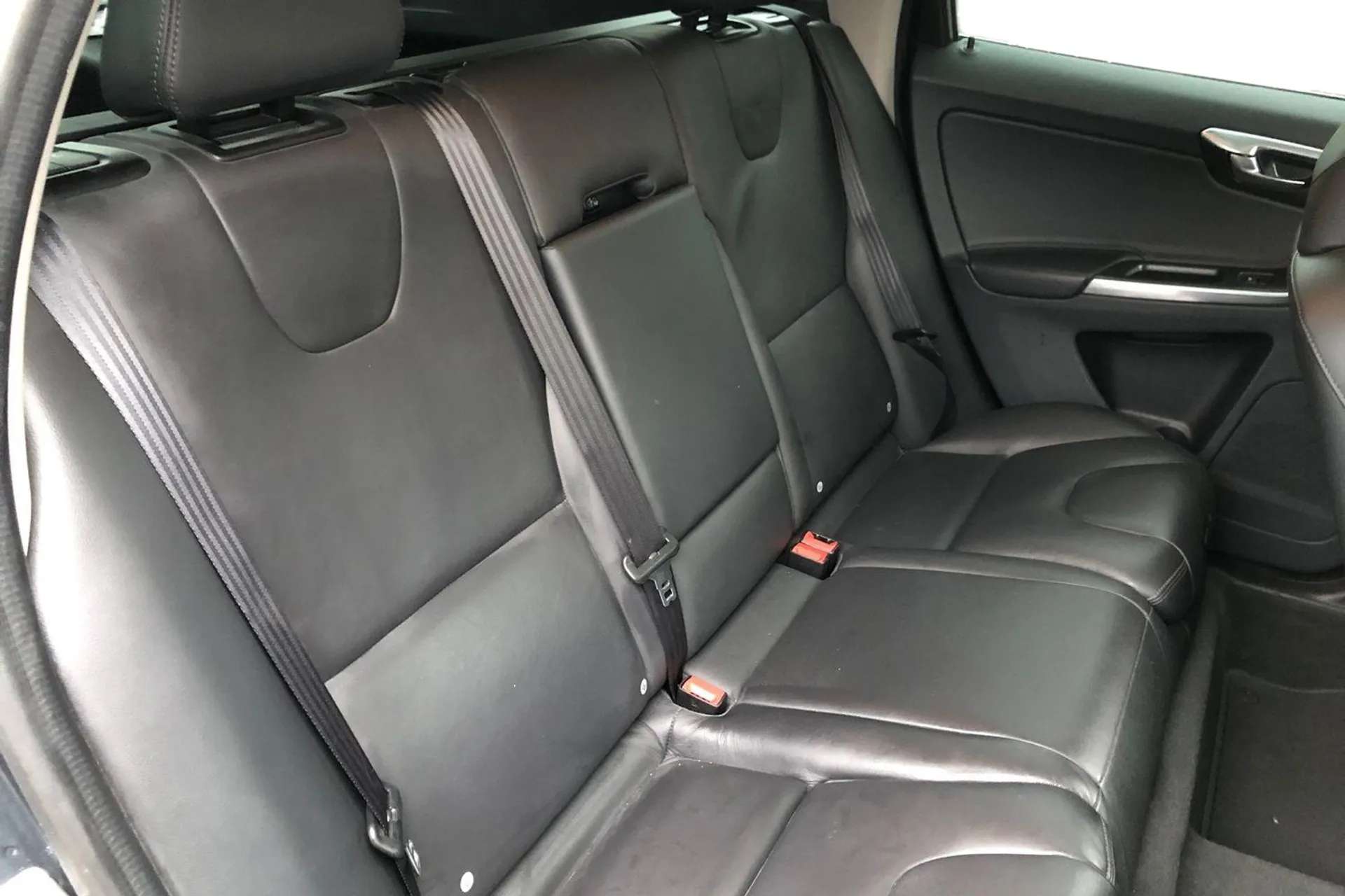 2017 VOLVO XC60 2017 VOLVO XC60