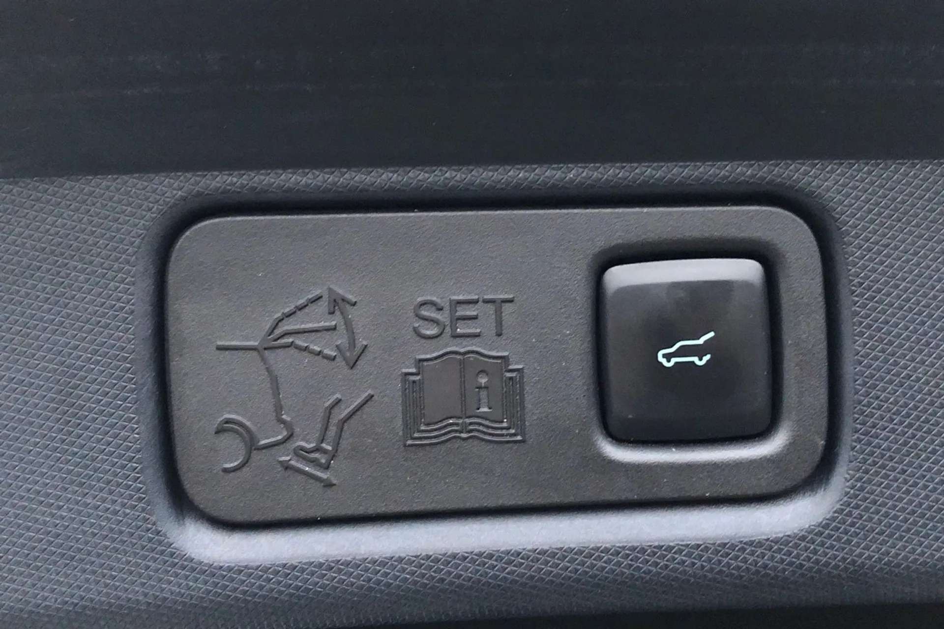 2022 FORD MUSTANG MACH-E 2022 FORD MUSTANG MACH-E