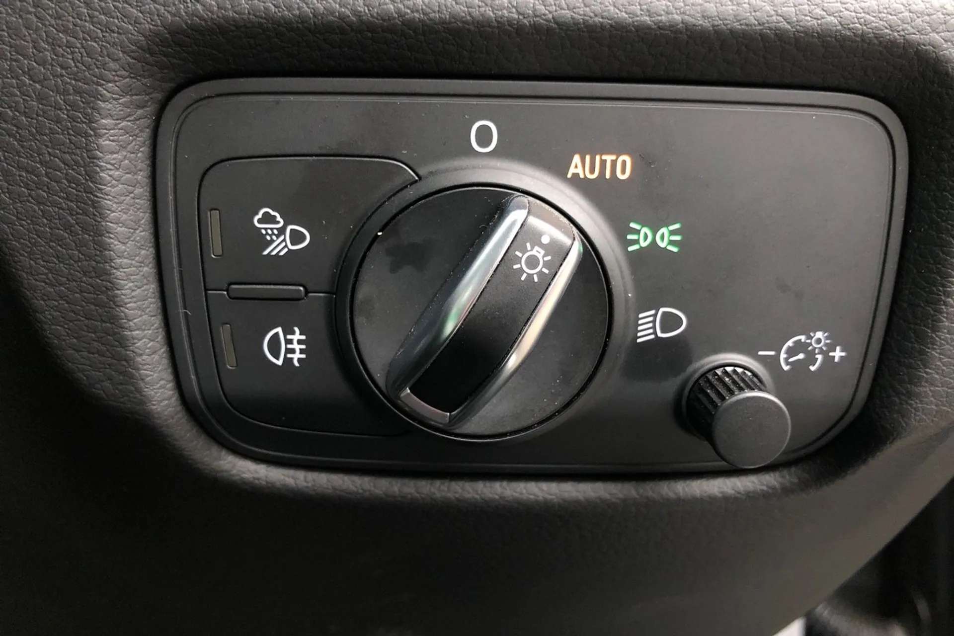 2018 AUDI A3 2018 AUDI A3