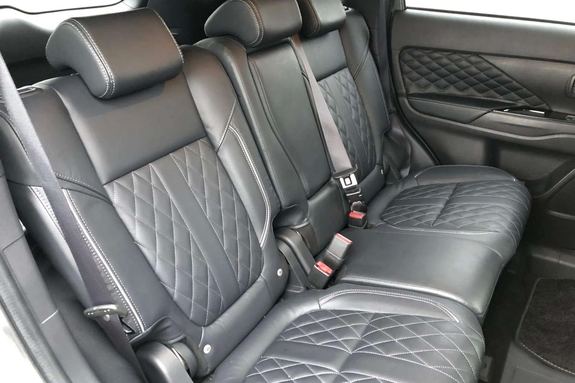 2021 MITSUBISHI OUTLANDER 2021 MITSUBISHI OUTLANDER