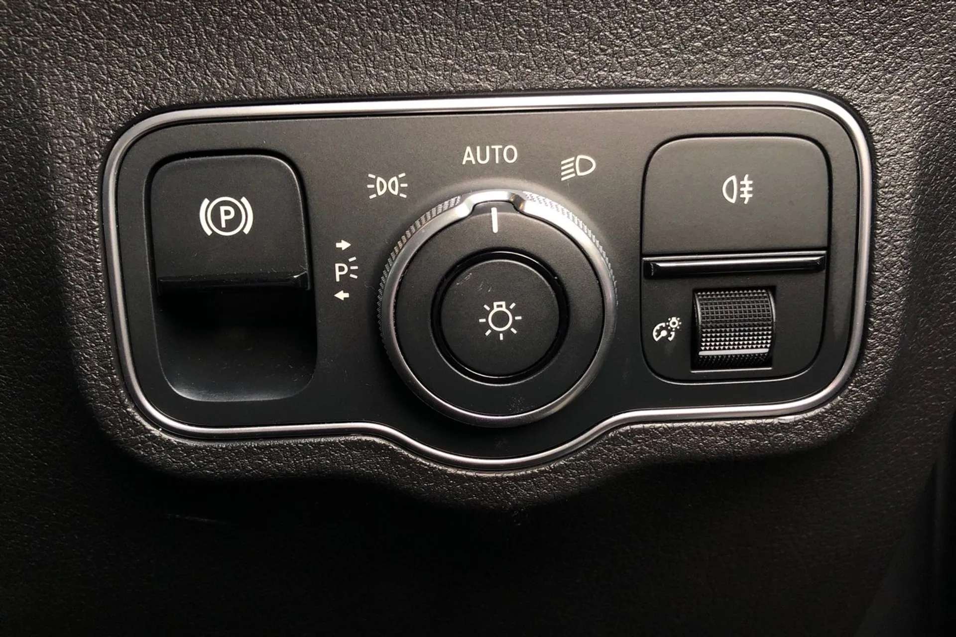 2023 MERCEDES-BENZ EQB 2023 MERCEDES-BENZ EQB