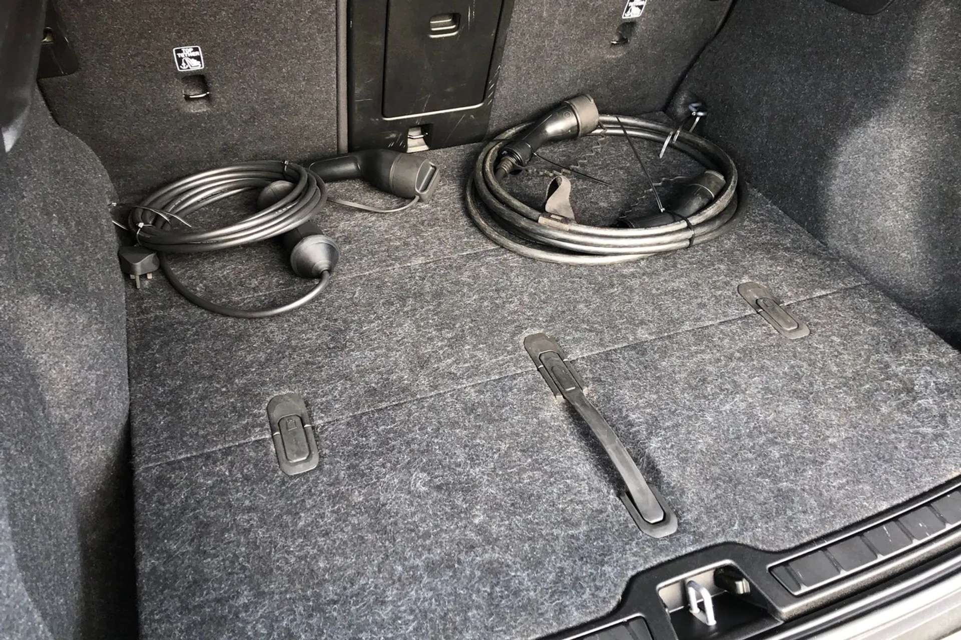 2022 VOLVO XC40 2022 VOLVO XC40