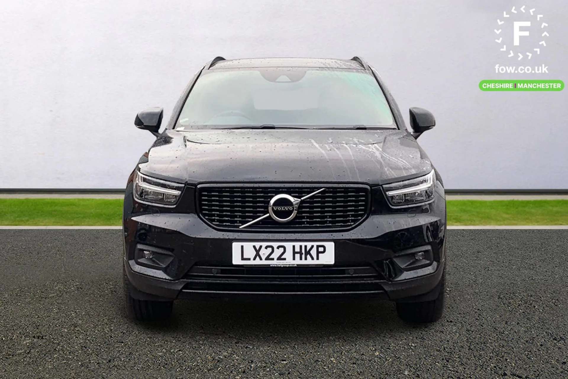 2022 VOLVO XC40 2022 VOLVO XC40