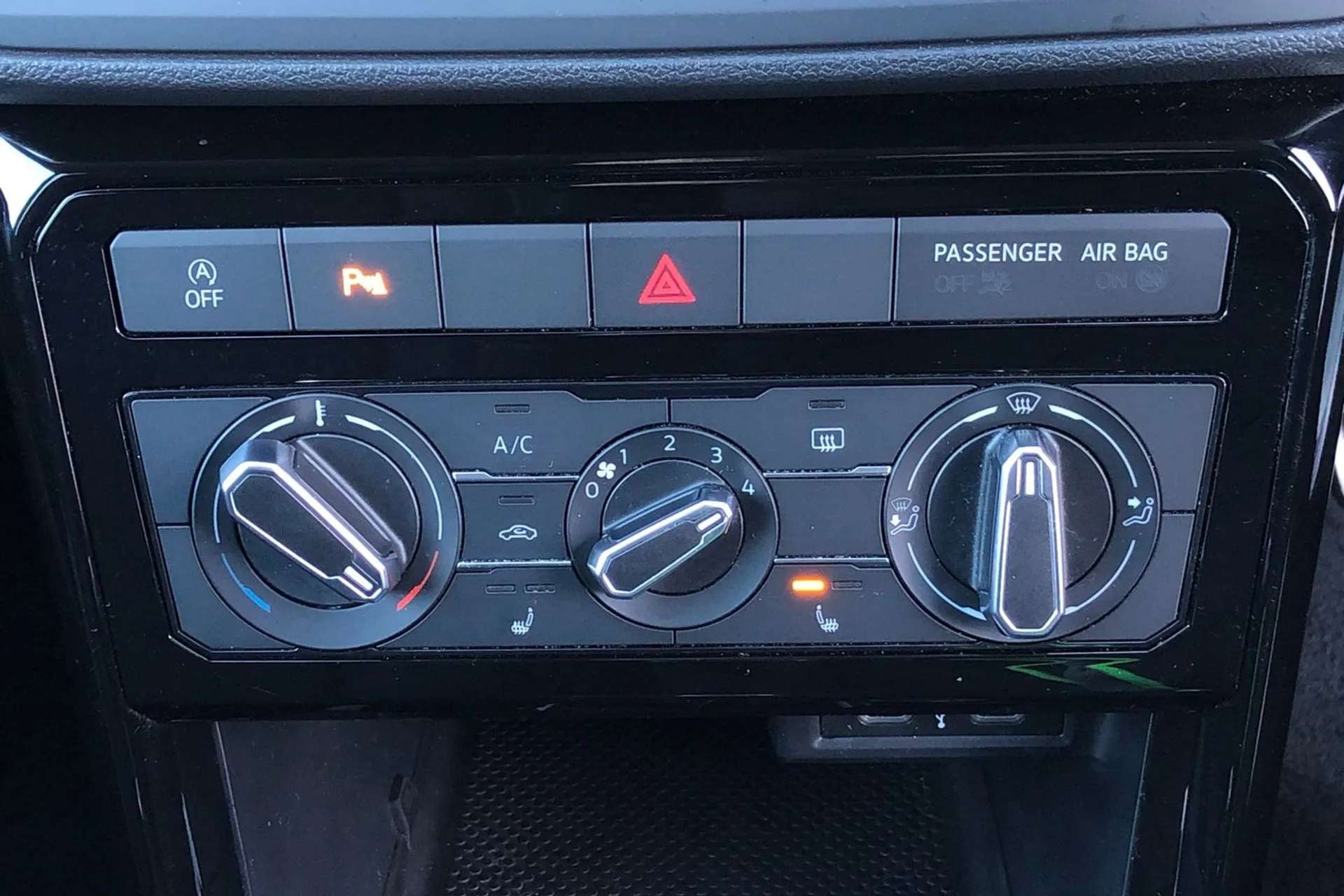 2021 VOLKSWAGEN T-CROSS 2021 VOLKSWAGEN T-CROSS