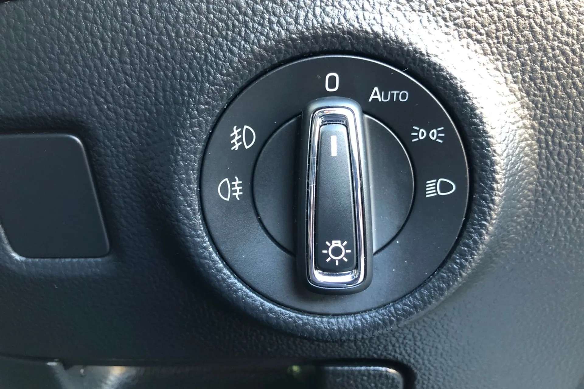 2019 SKODA SUPERB 2019 SKODA SUPERB