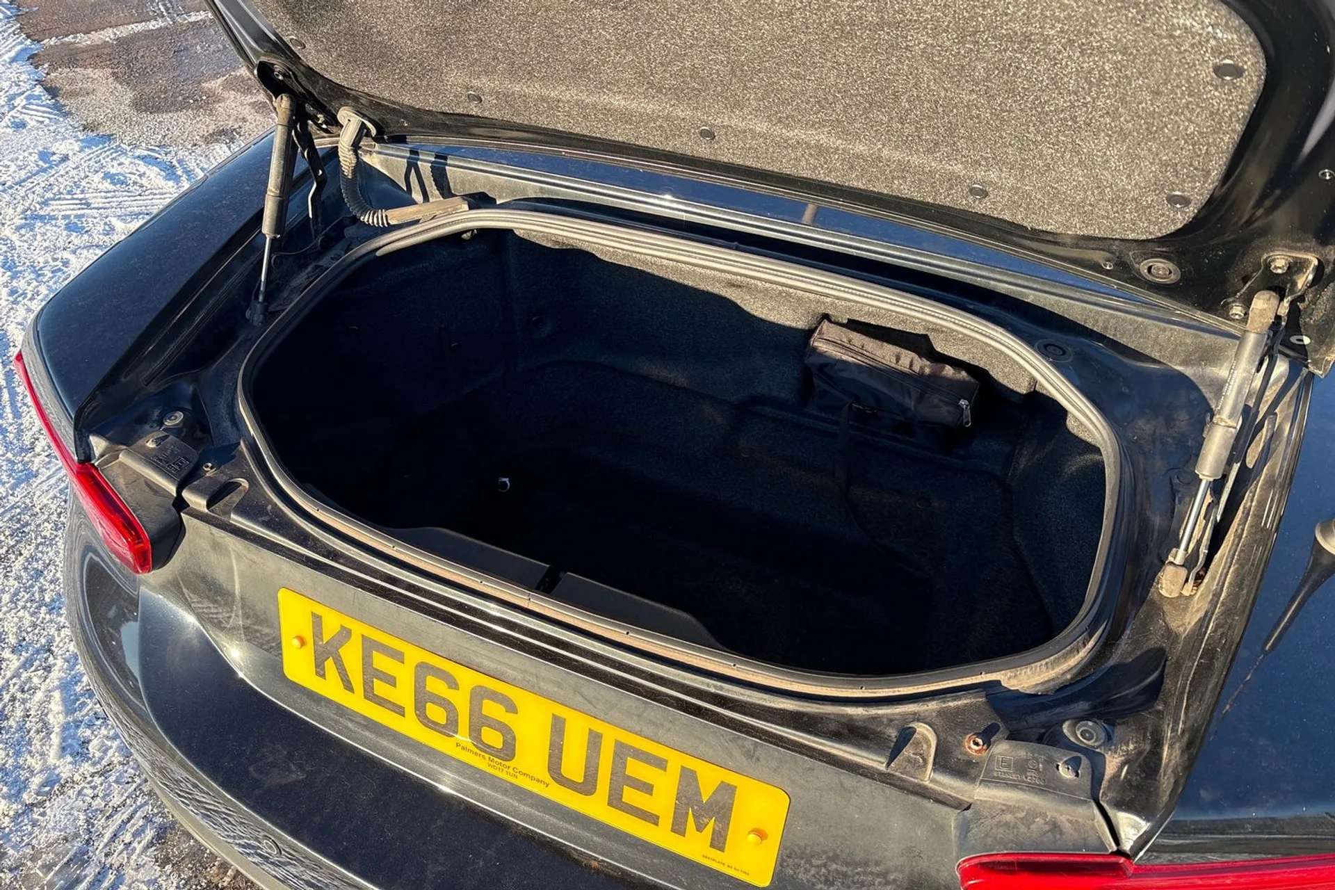 2017 FIAT 124 SPIDER 2017 FIAT 124 SPIDER