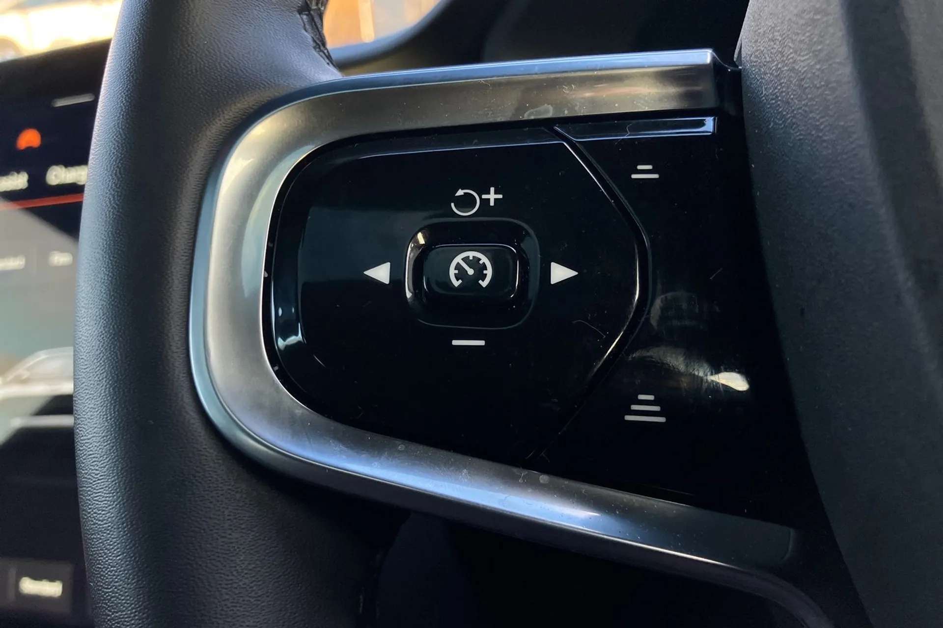 2025 POLESTAR 2 2025 POLESTAR 2