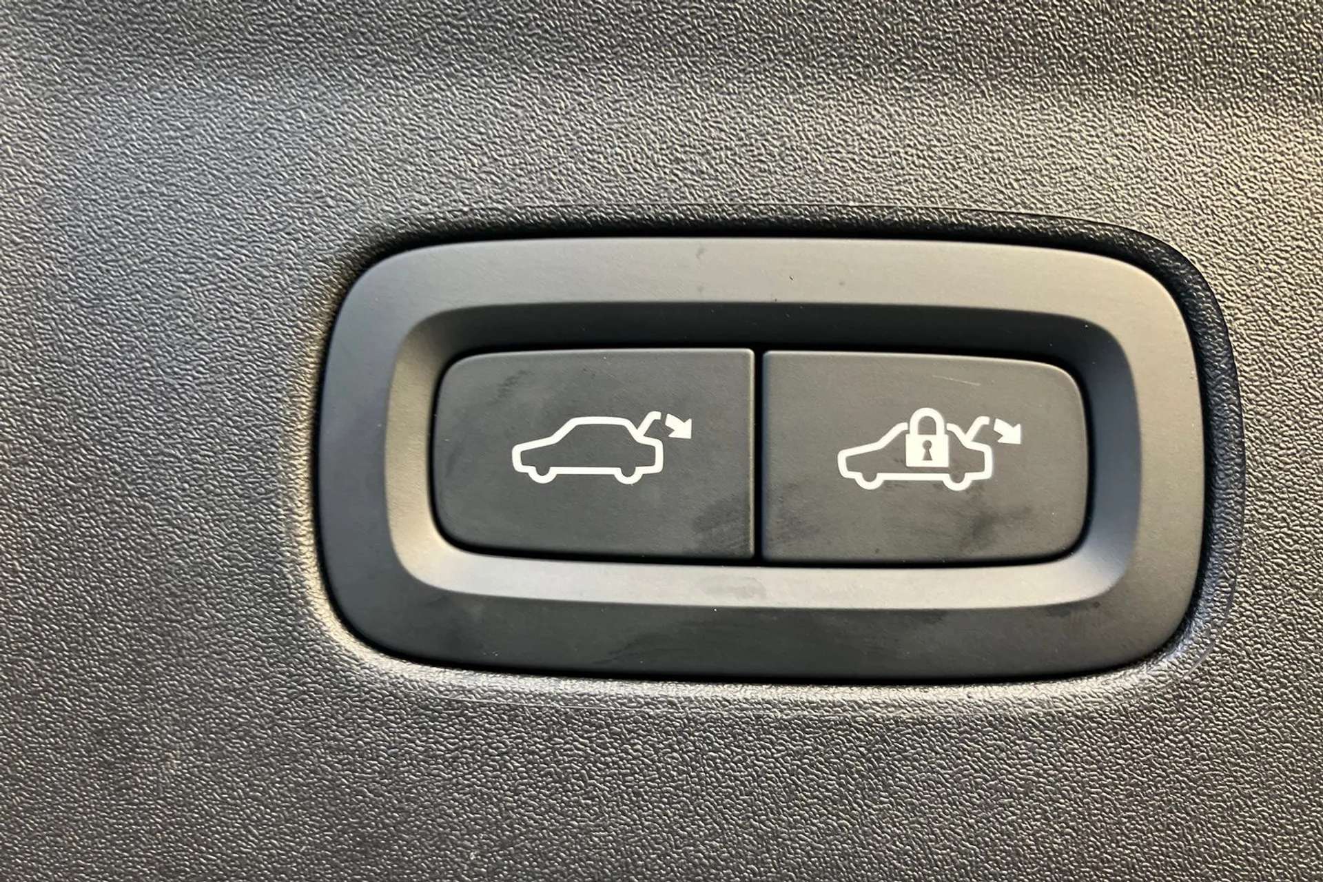 2025 POLESTAR 2 2025 POLESTAR 2