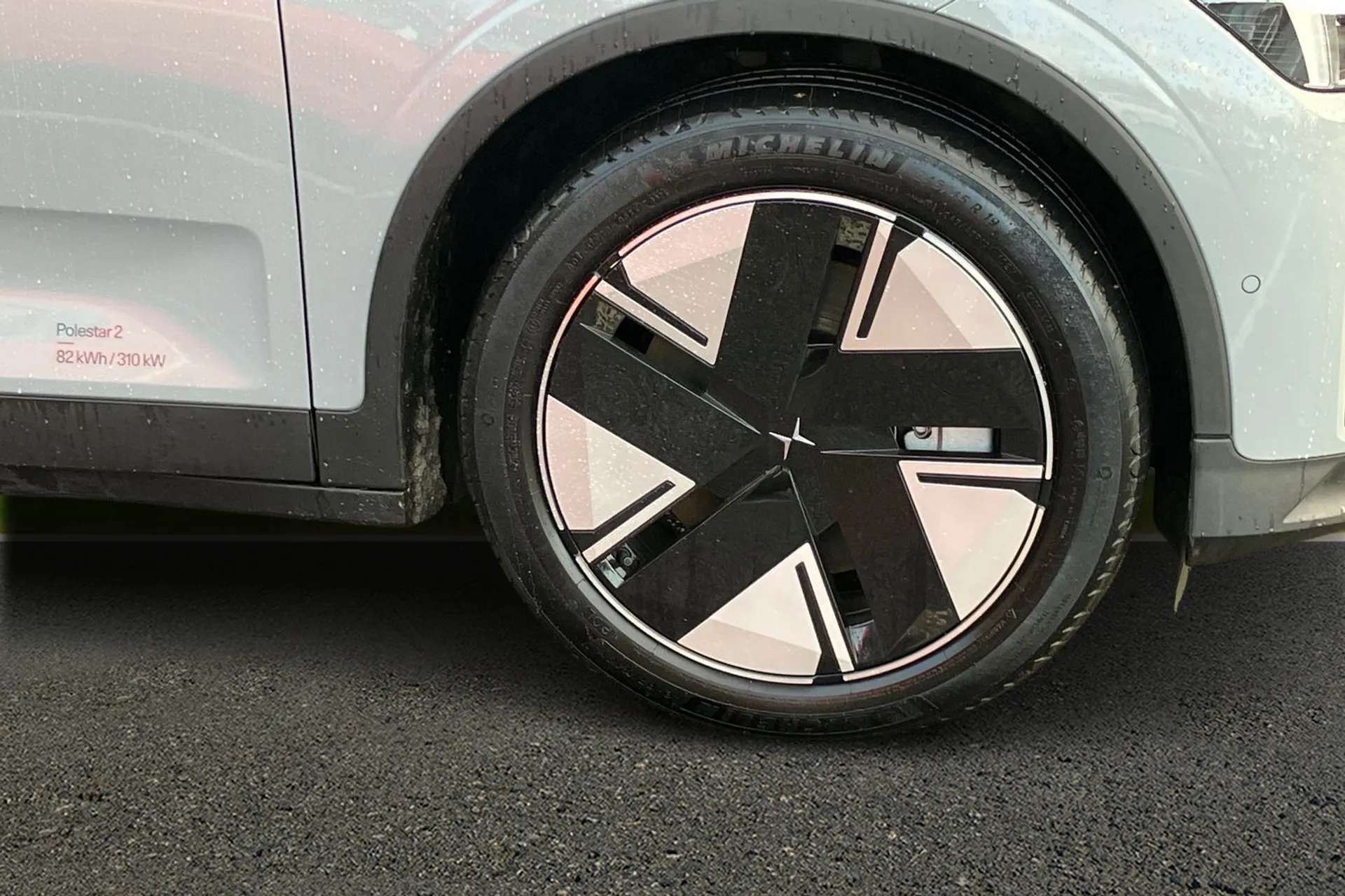 2025 POLESTAR 2 2025 POLESTAR 2