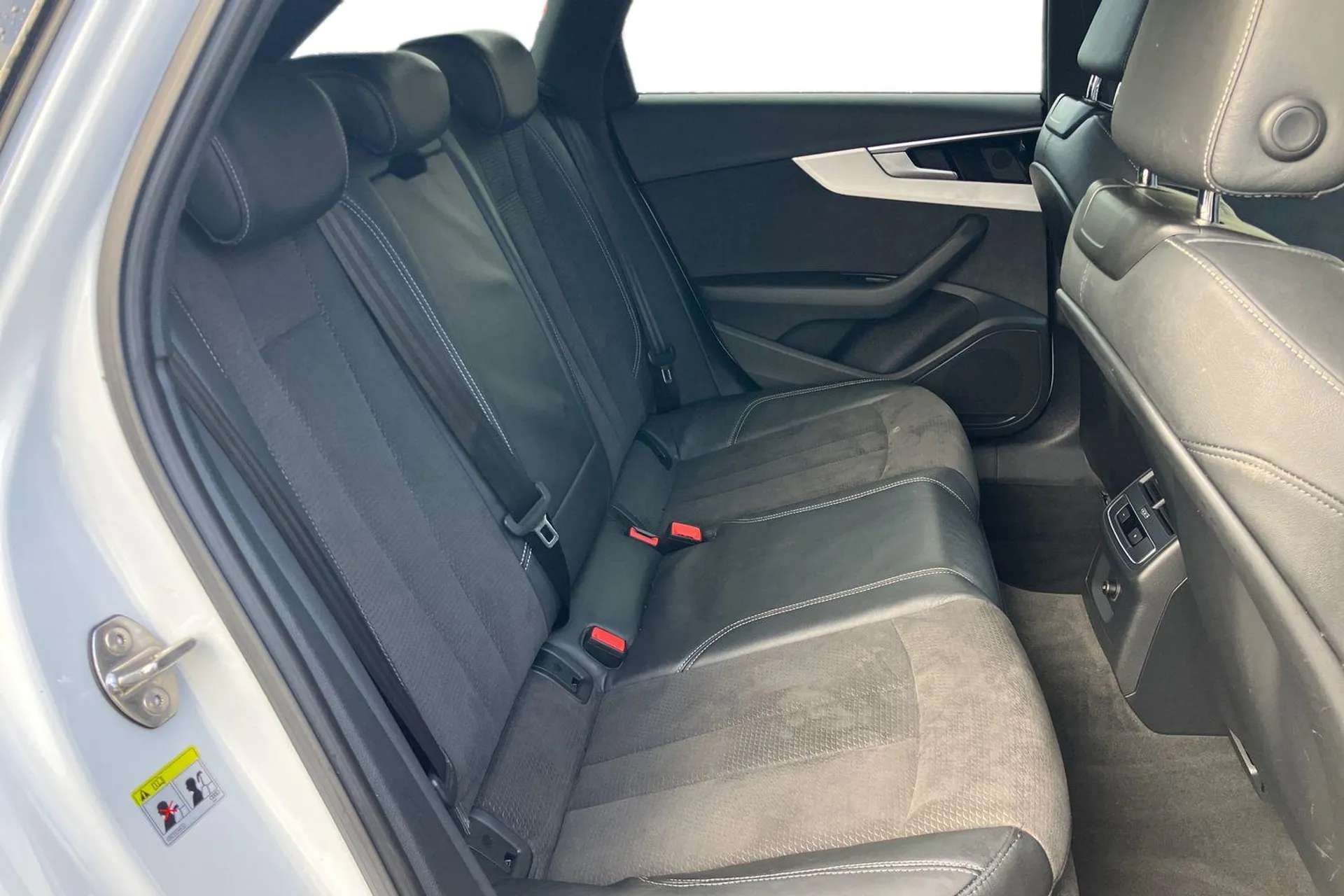 2020 AUDI A4 2020 AUDI A4