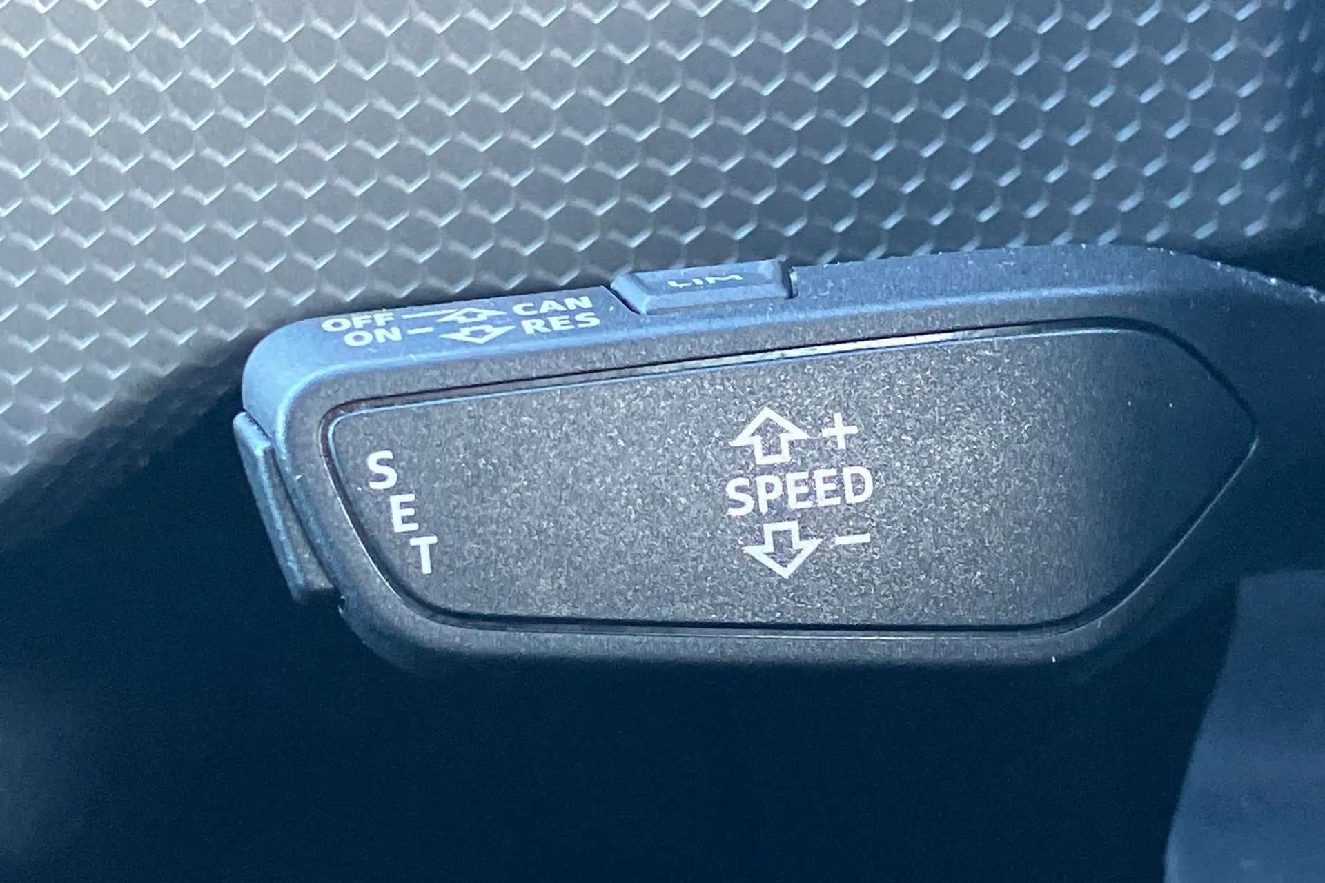 2020 AUDI A1 2020 AUDI A1