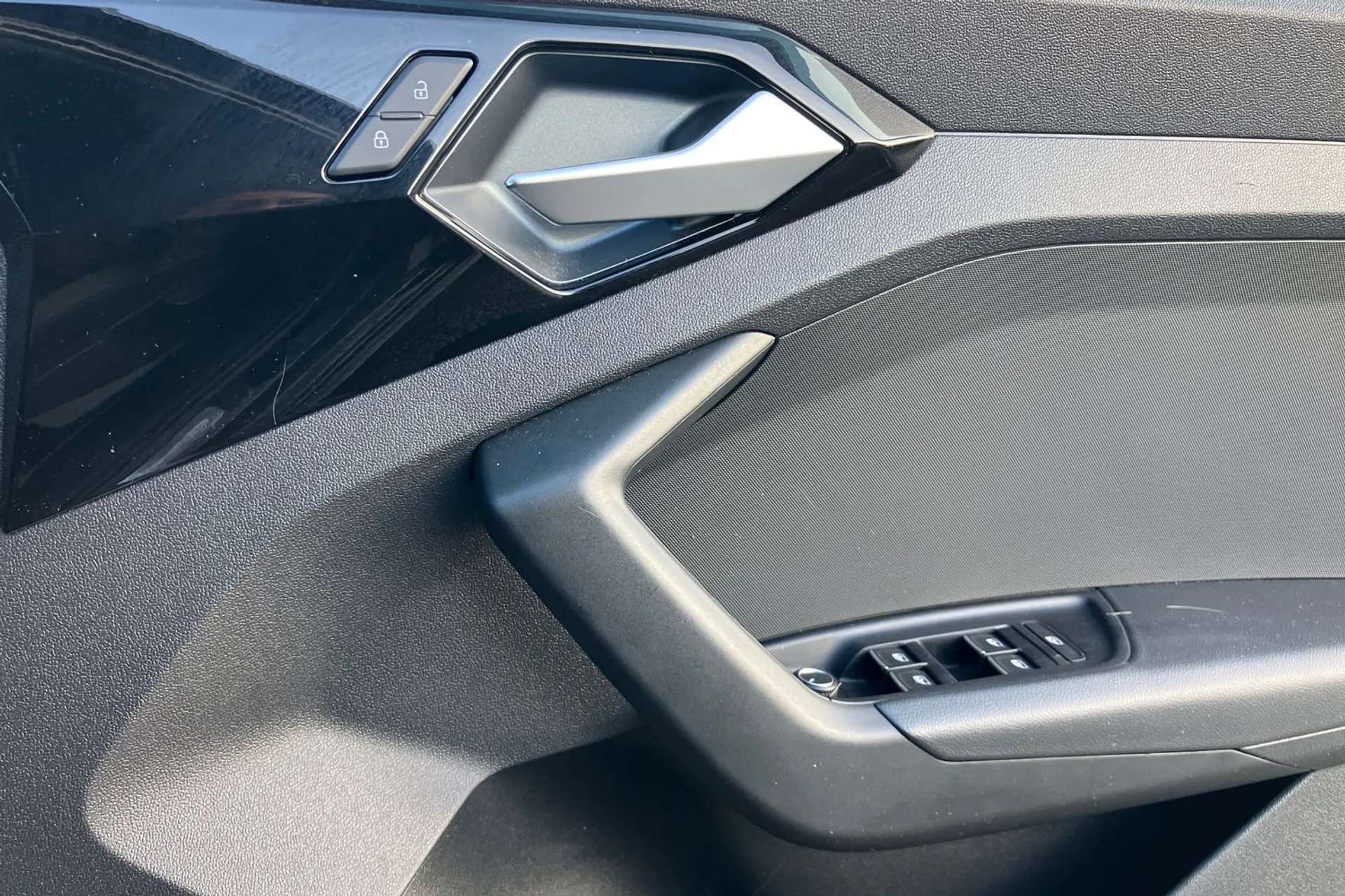 2020 AUDI A1 2020 AUDI A1