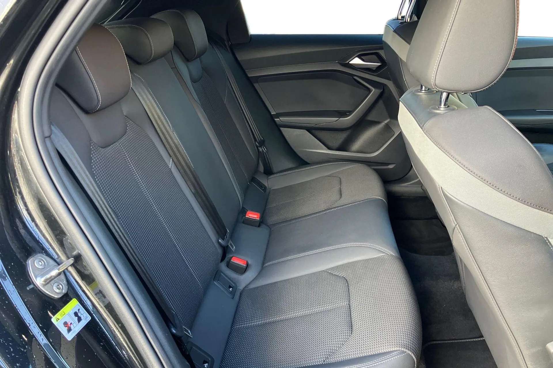 2020 AUDI A1 2020 AUDI A1