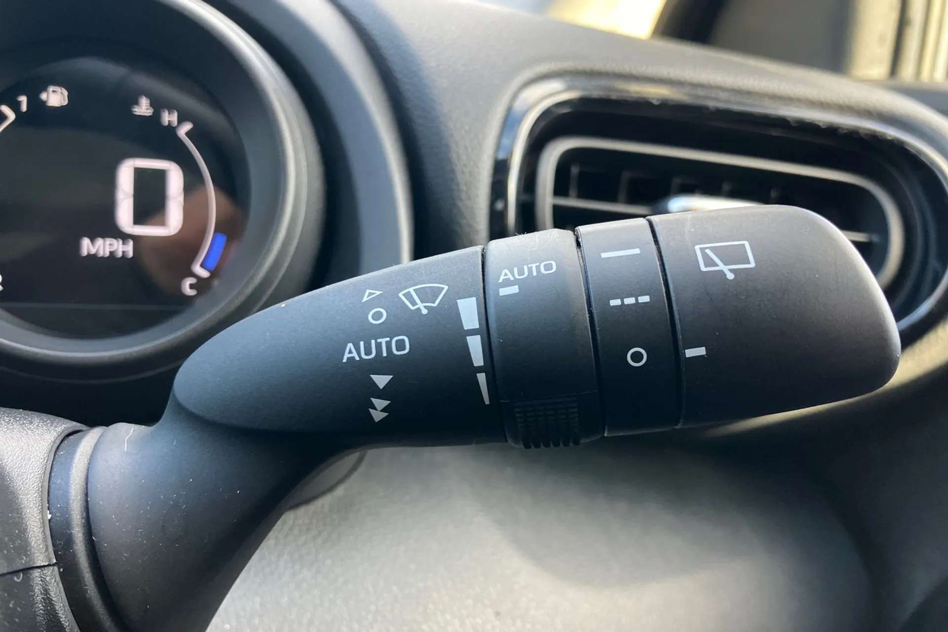 2020 TOYOTA YARIS 2020 TOYOTA YARIS