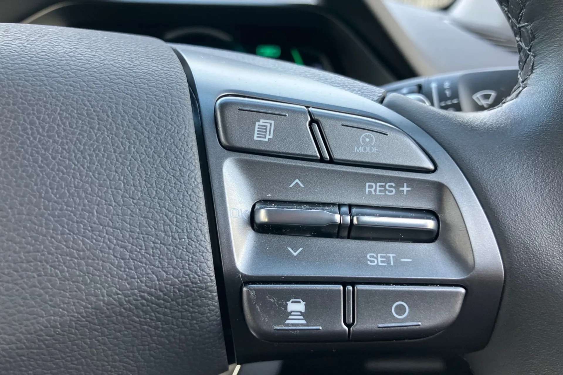 2022 HYUNDAI IONIQ 2022 HYUNDAI IONIQ