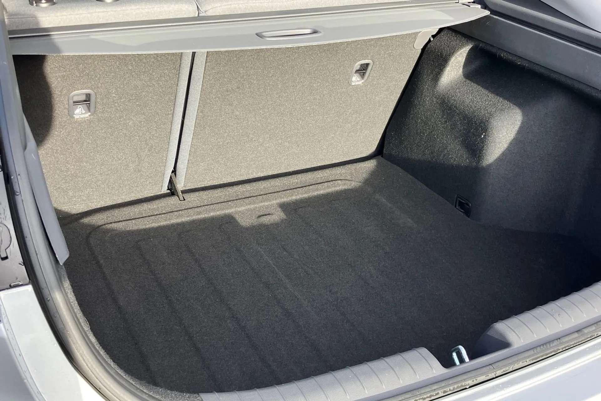 2022 HYUNDAI IONIQ 2022 HYUNDAI IONIQ