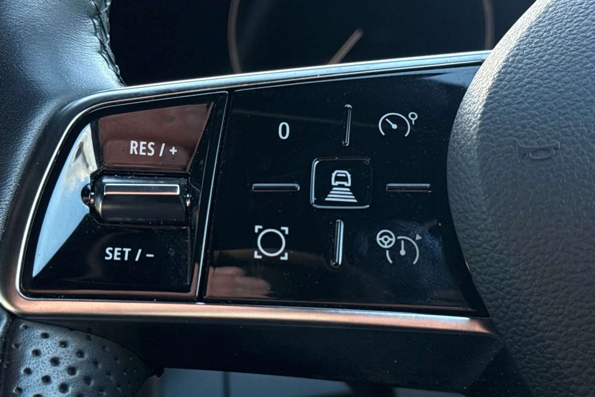 2023 RENAULT MEGANE E-TECH 2023 RENAULT MEGANE E-TECH