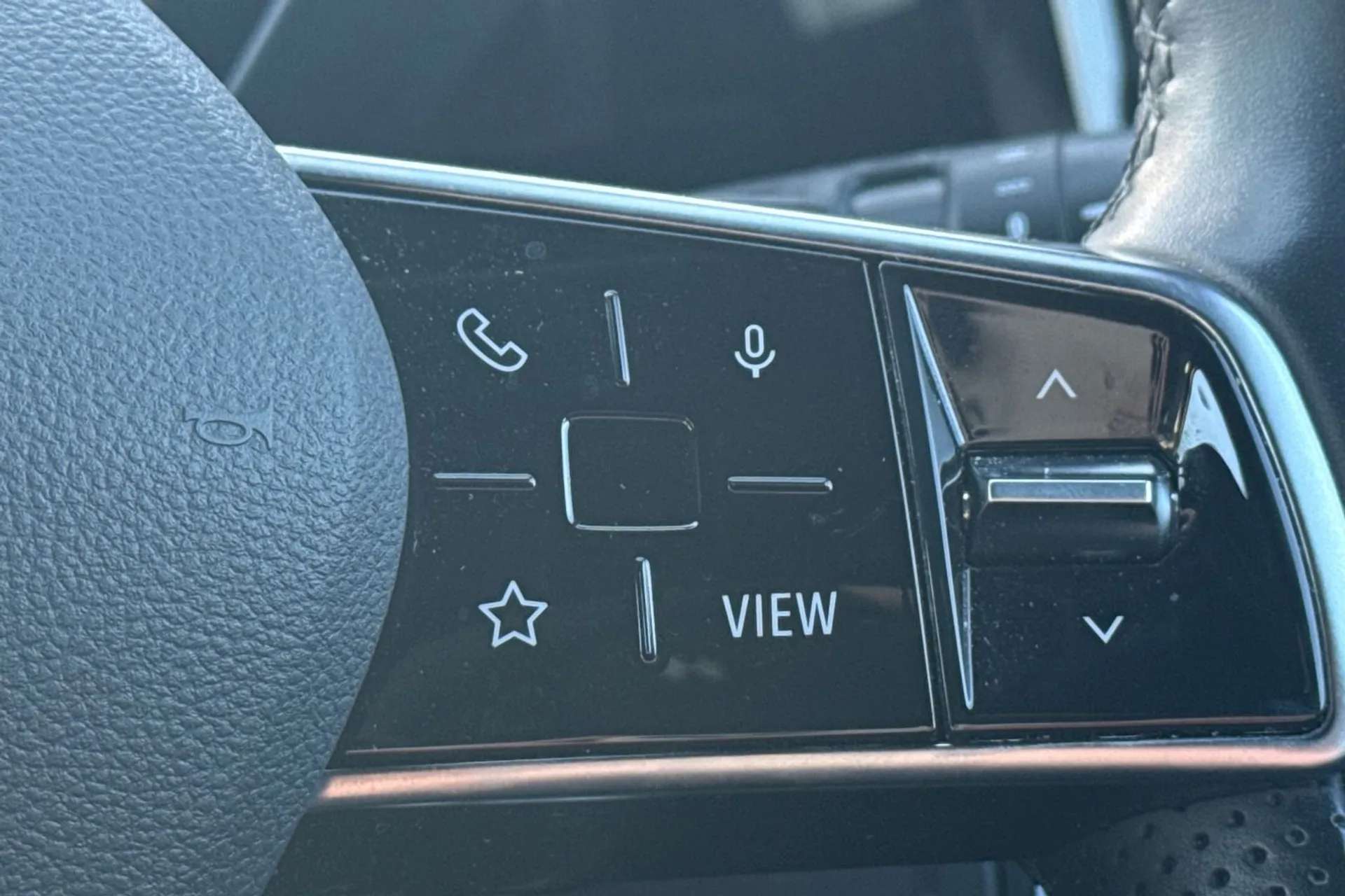 2023 RENAULT MEGANE E-TECH 2023 RENAULT MEGANE E-TECH