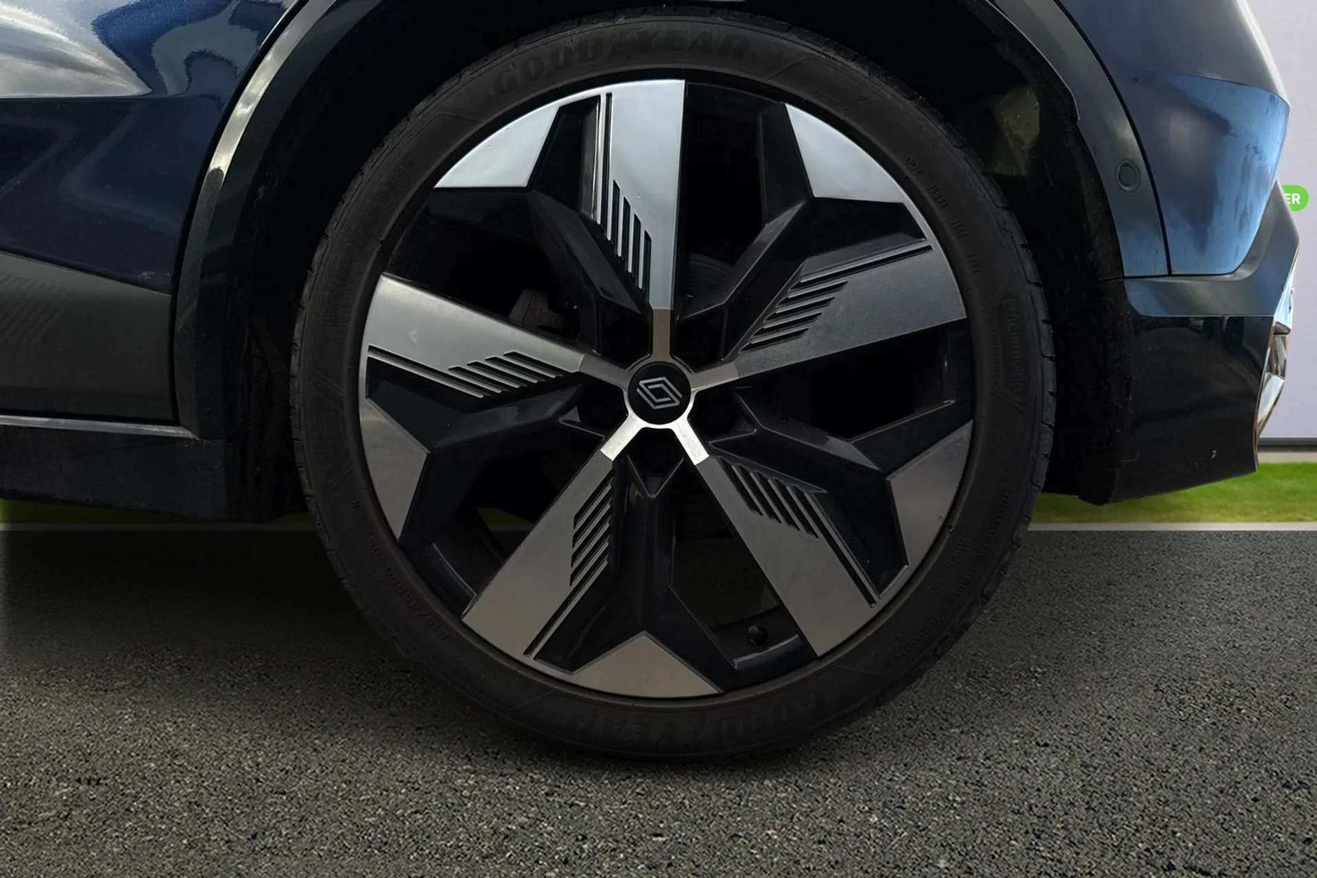 2023 RENAULT MEGANE E-TECH 2023 RENAULT MEGANE E-TECH