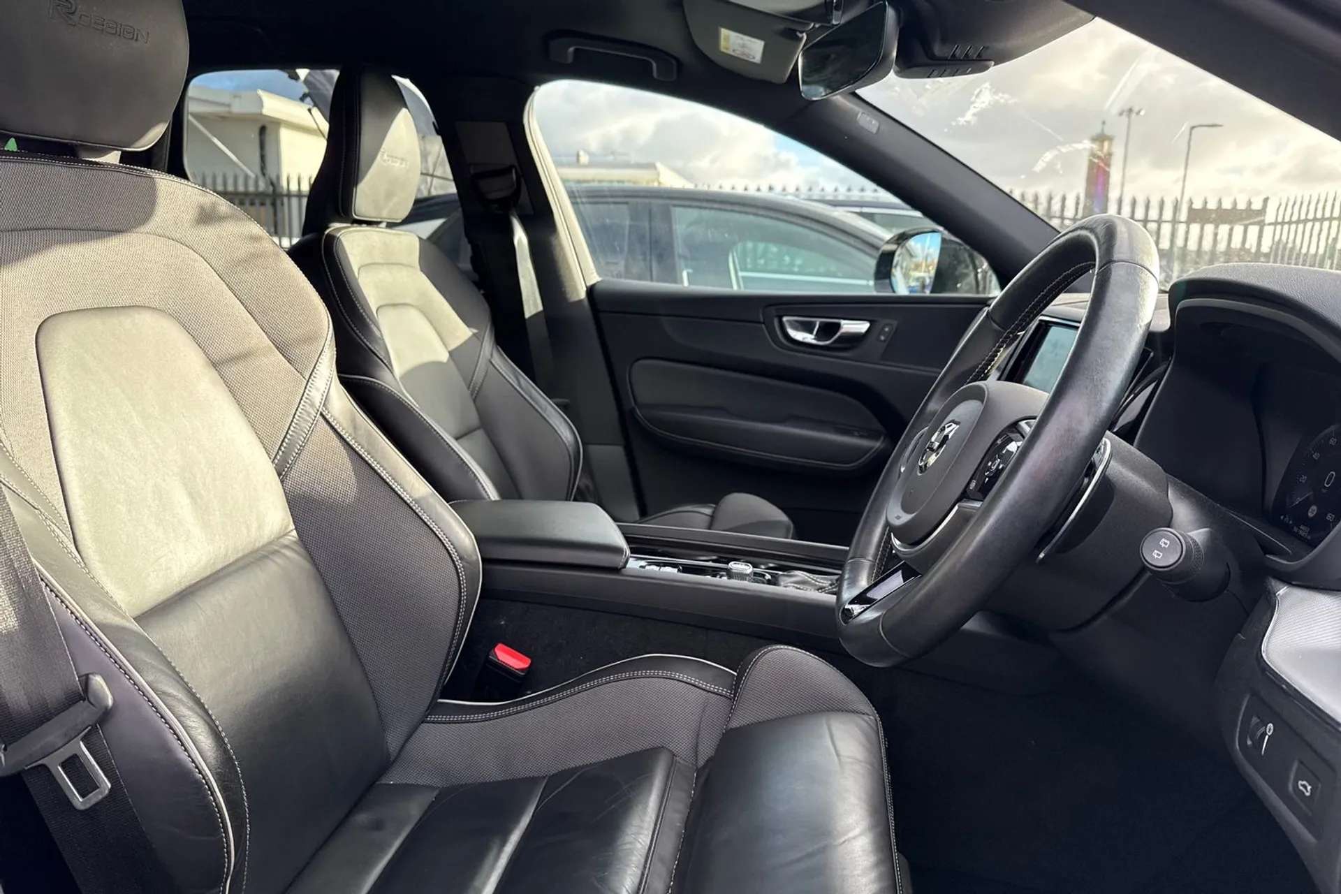 2019 VOLVO XC60 2019 VOLVO XC60