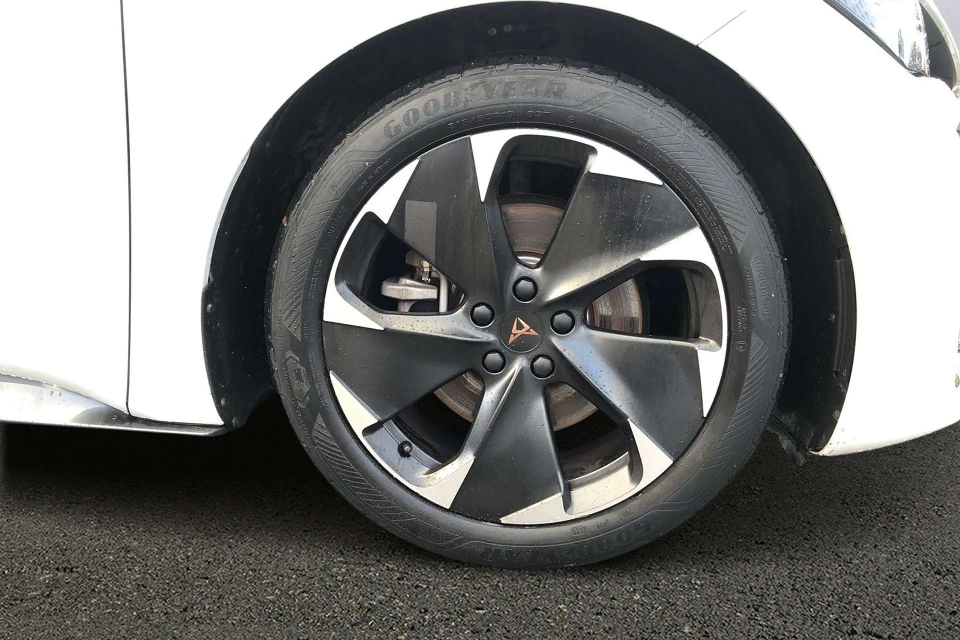 2023 CUPRA BORN 2023 CUPRA BORN