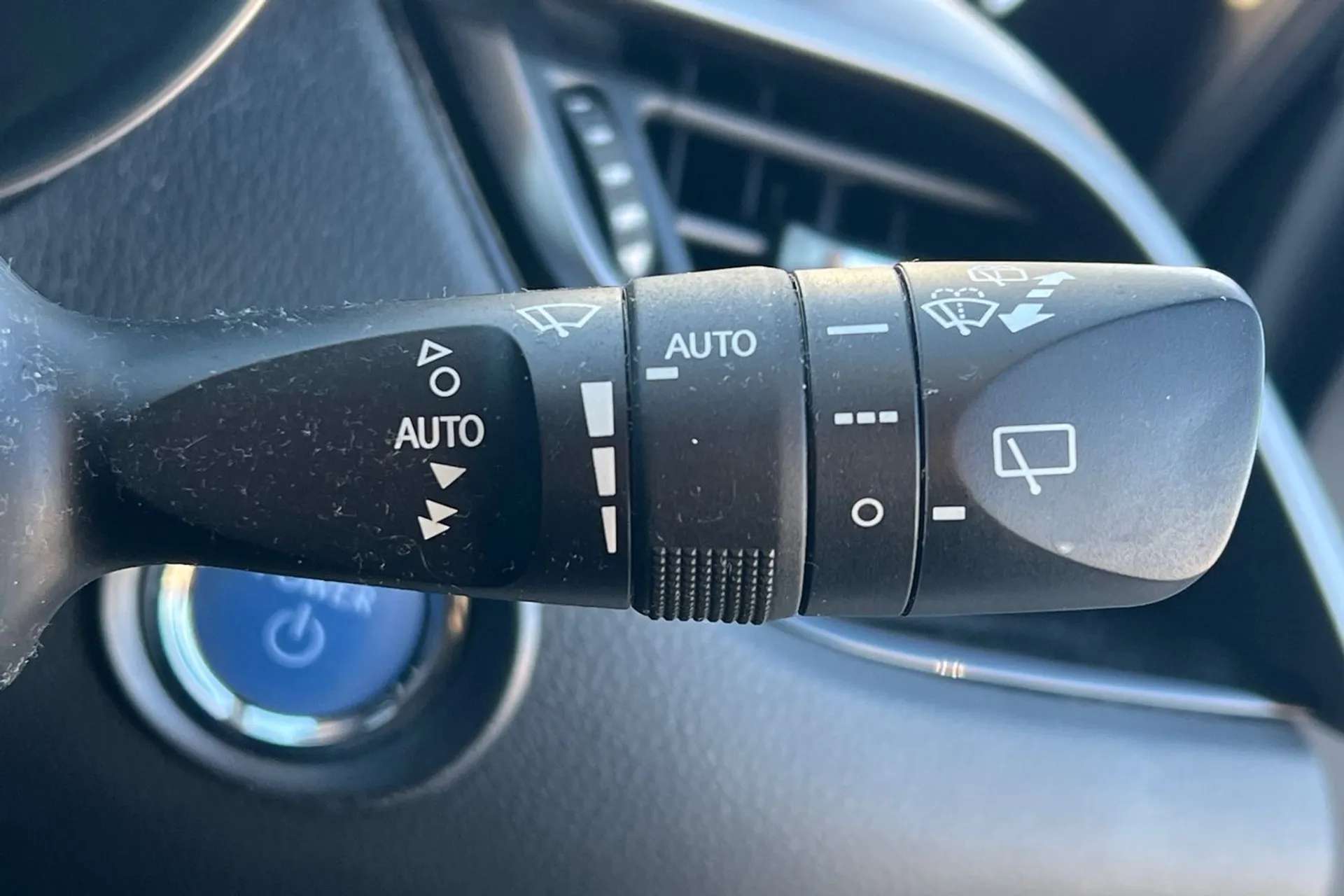 2020 TOYOTA C-HR 2020 TOYOTA C-HR