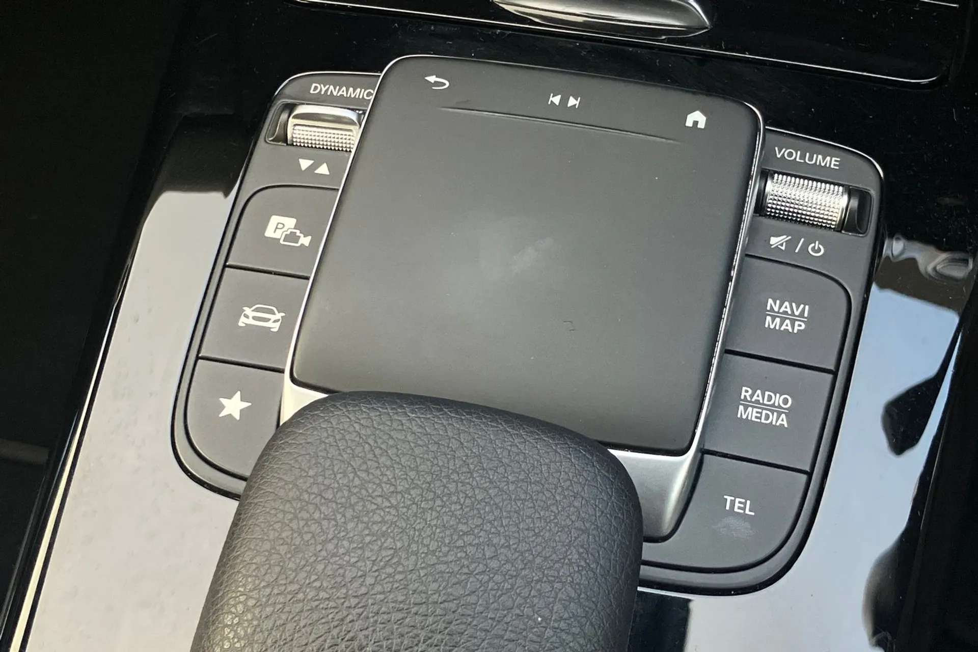 2021 MERCEDES-BENZ A CLASS 2021 MERCEDES-BENZ A CLASS