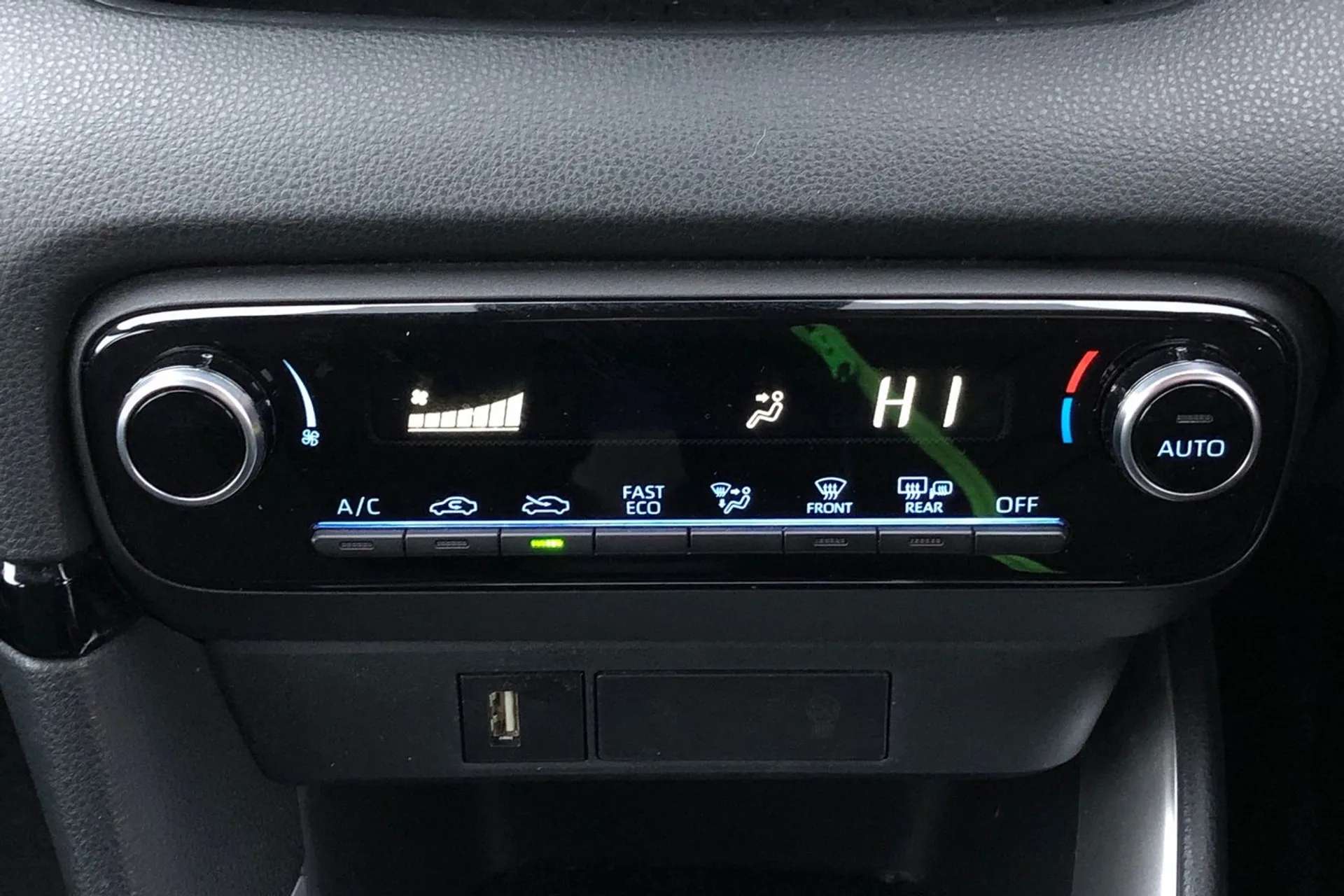 2022 TOYOTA YARIS 2022 TOYOTA YARIS