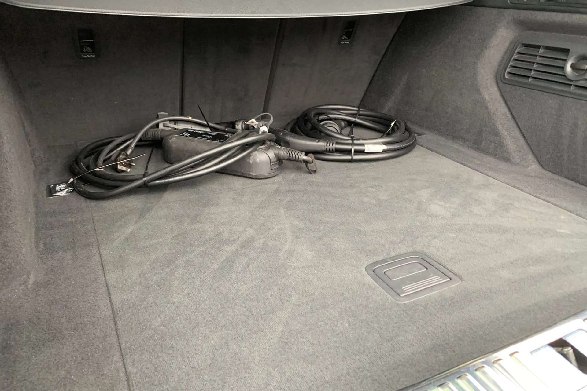 2021 AUDI E-TRON 2021 AUDI E-TRON