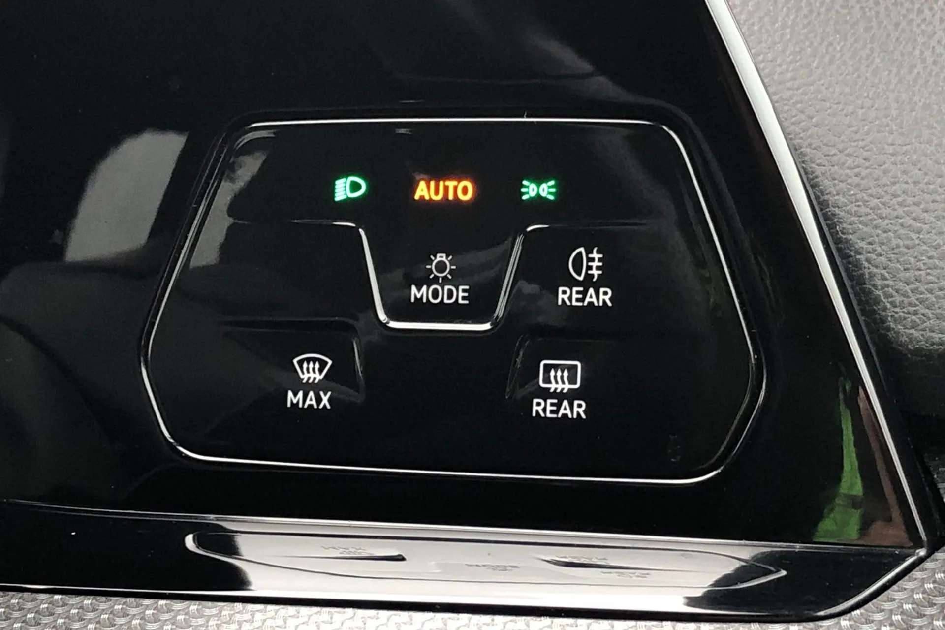 2021 VOLKSWAGEN GOLF 2021 VOLKSWAGEN GOLF