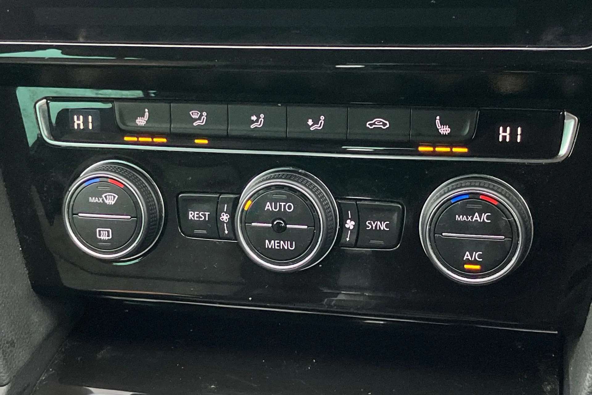 2018 VOLKSWAGEN PASSAT 2018 VOLKSWAGEN PASSAT