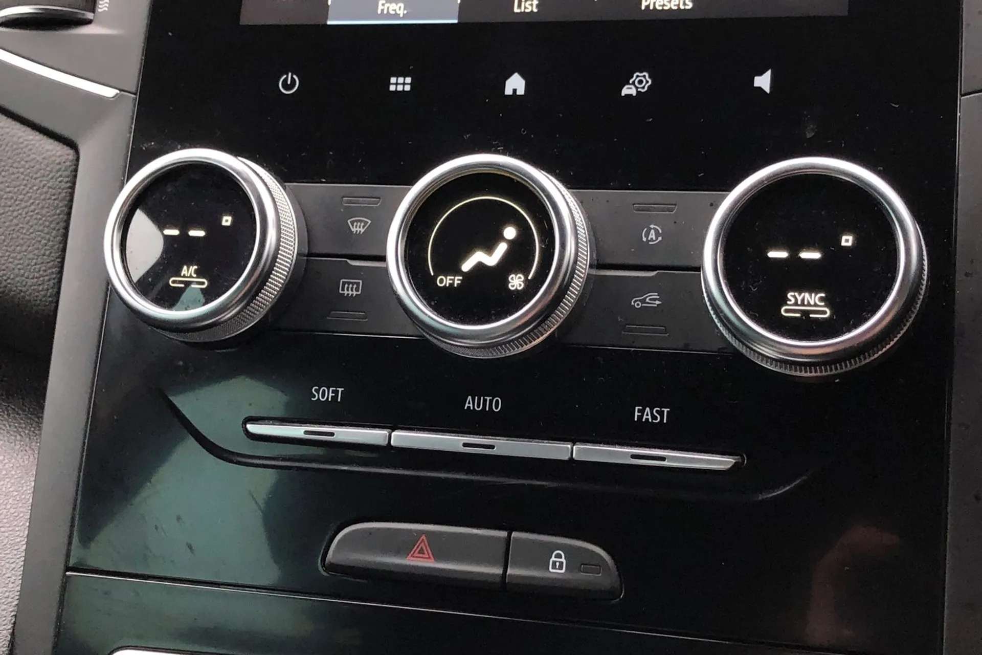 2021 RENAULT MEGANE 2021 RENAULT MEGANE