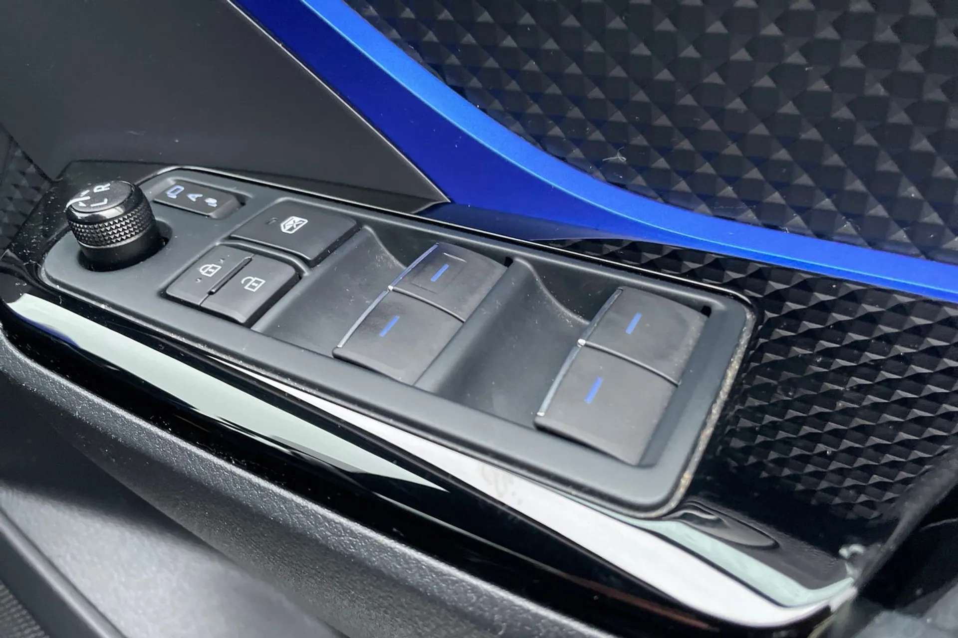 2020 TOYOTA C-HR 2020 TOYOTA C-HR