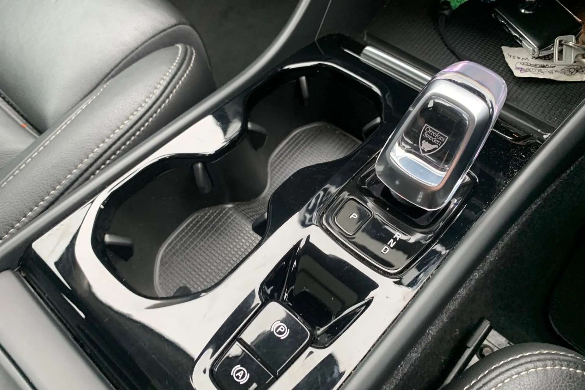 2020 VOLVO XC40 2020 VOLVO XC40