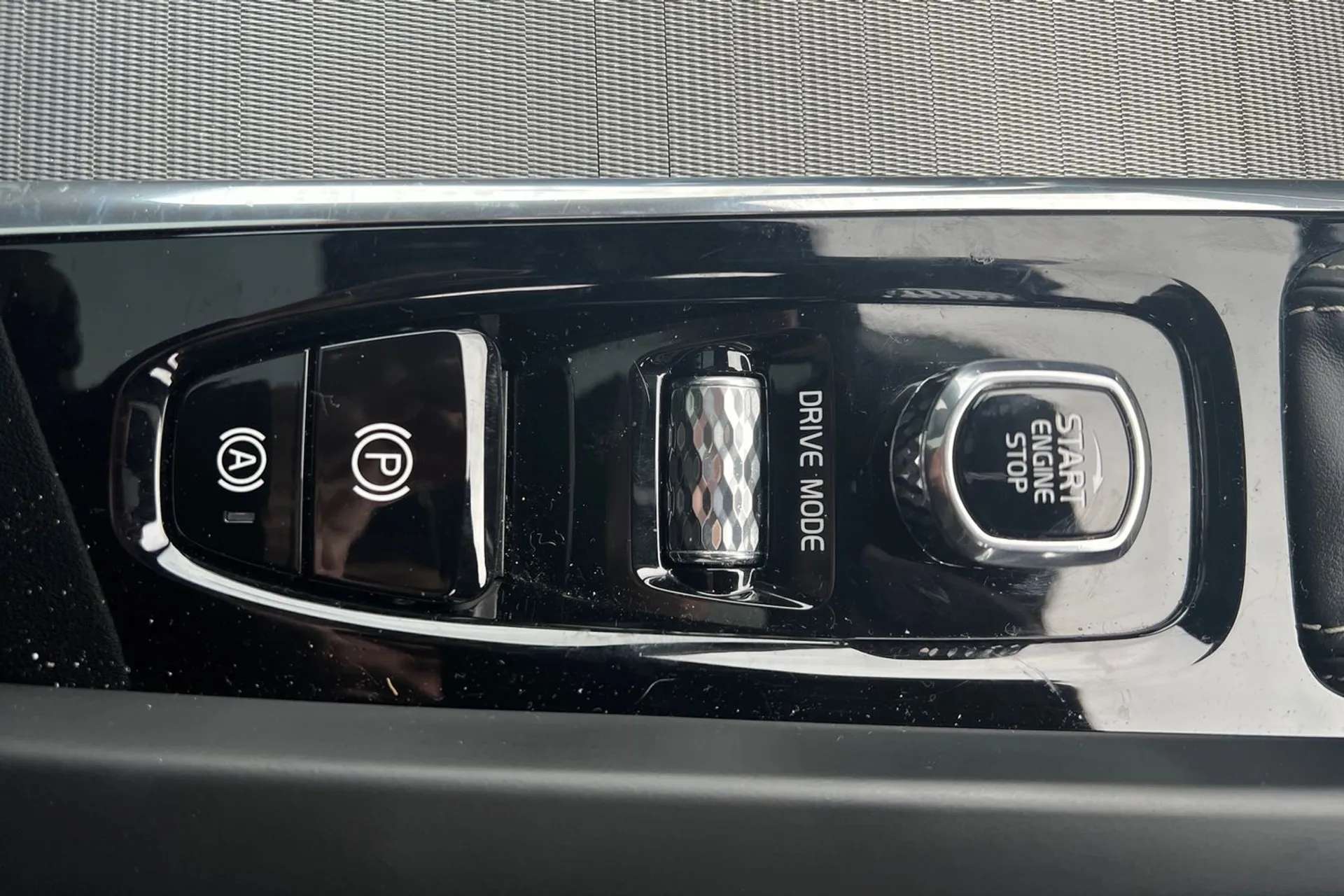 2019 VOLVO V60 2019 VOLVO V60