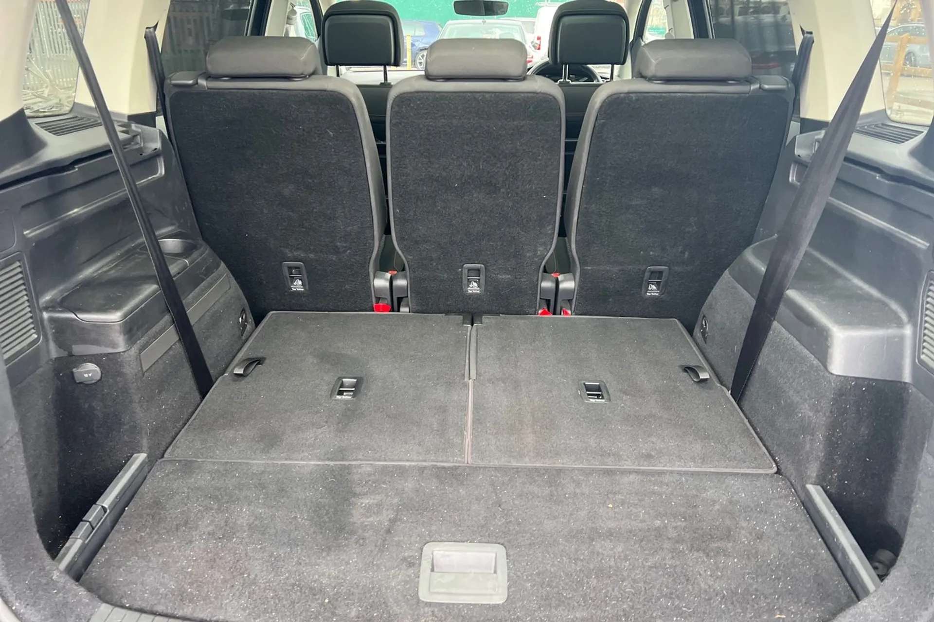 2020 VOLKSWAGEN TOURAN 2020 VOLKSWAGEN TOURAN